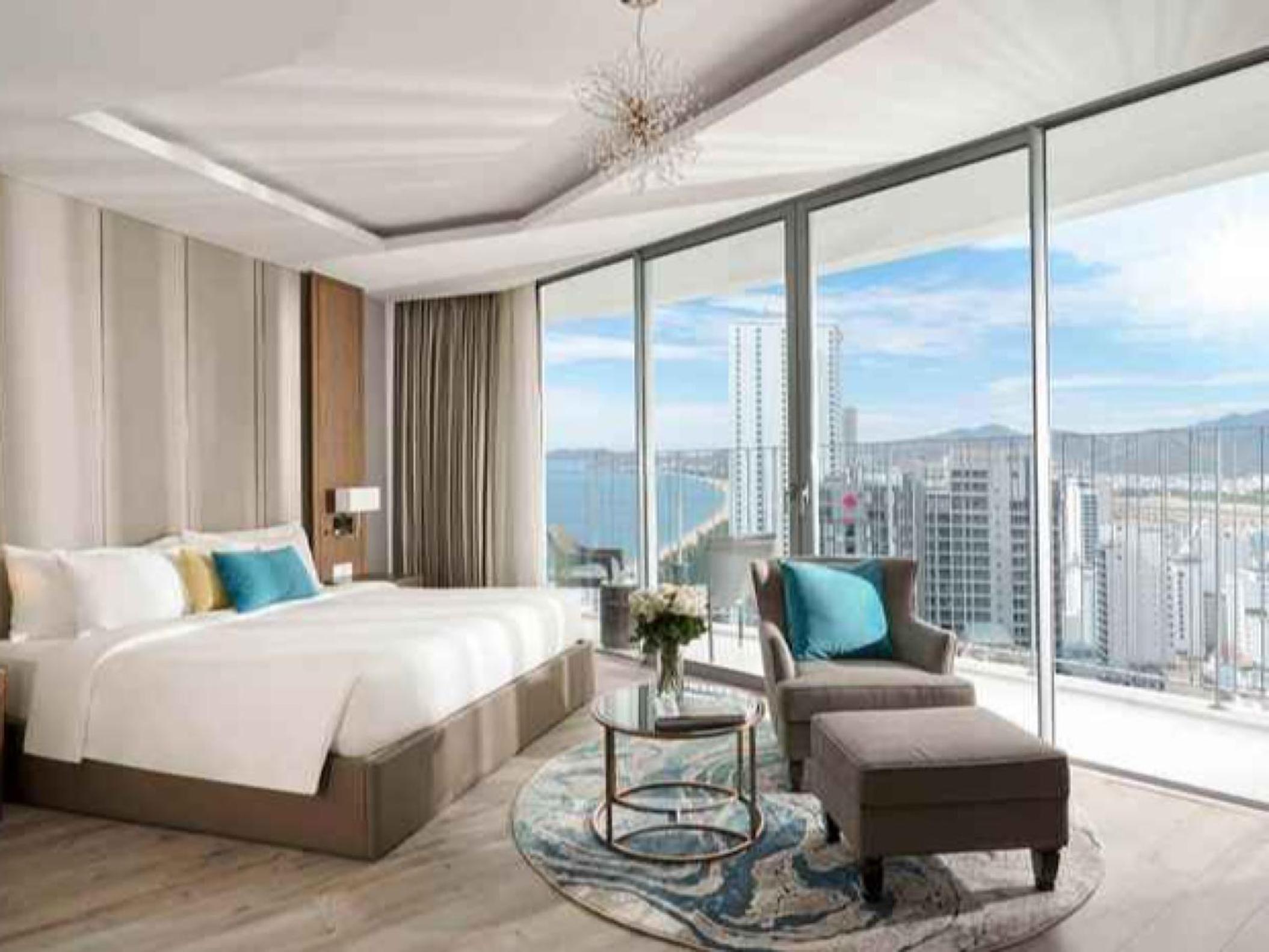 Deluxe Double Room With Side Sea View - Photo 1