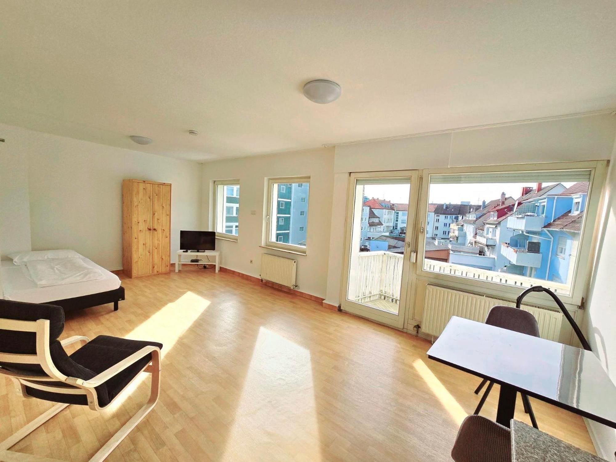 Apartment photo 2