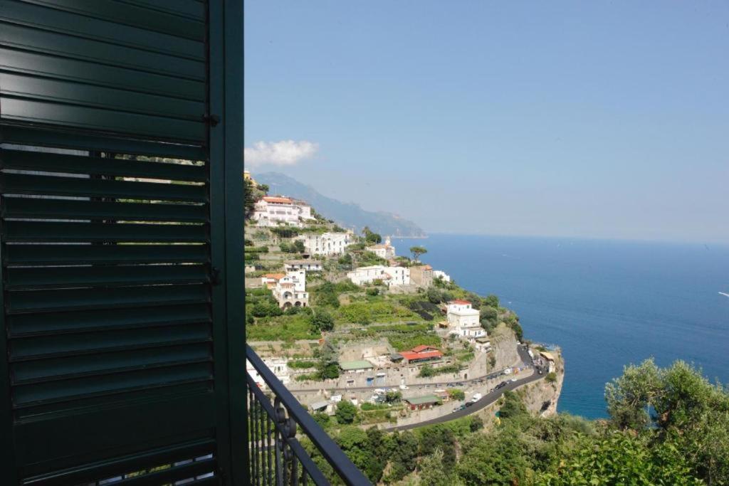 Standard Double or Twin Room with Sea View - Photo 3