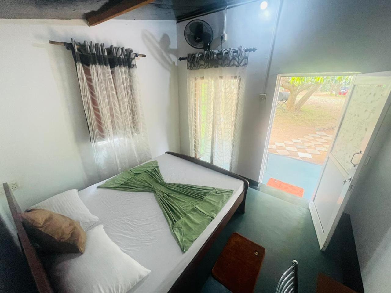 Budget Double Room photo 1