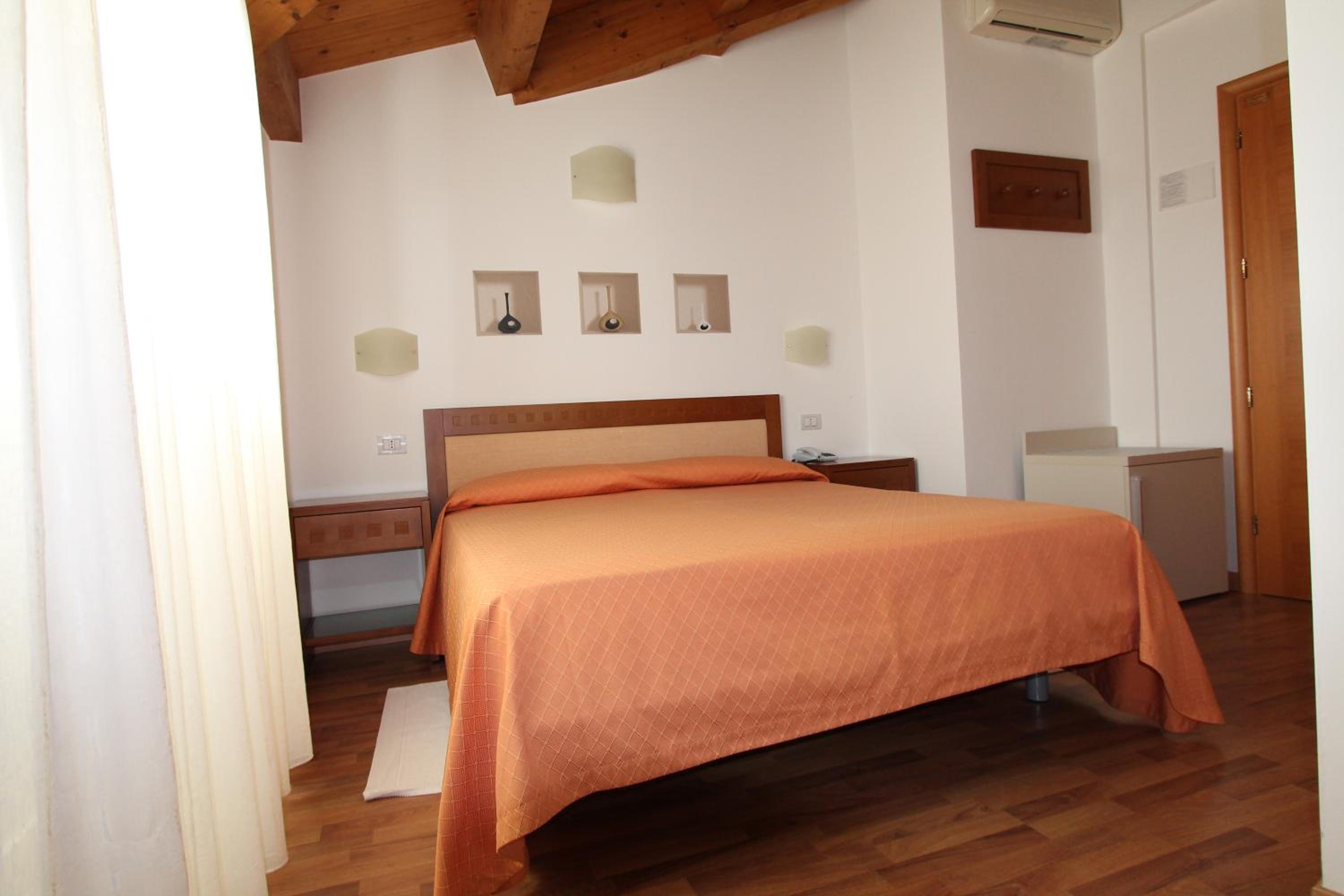 Double Room with Sea View photo 1