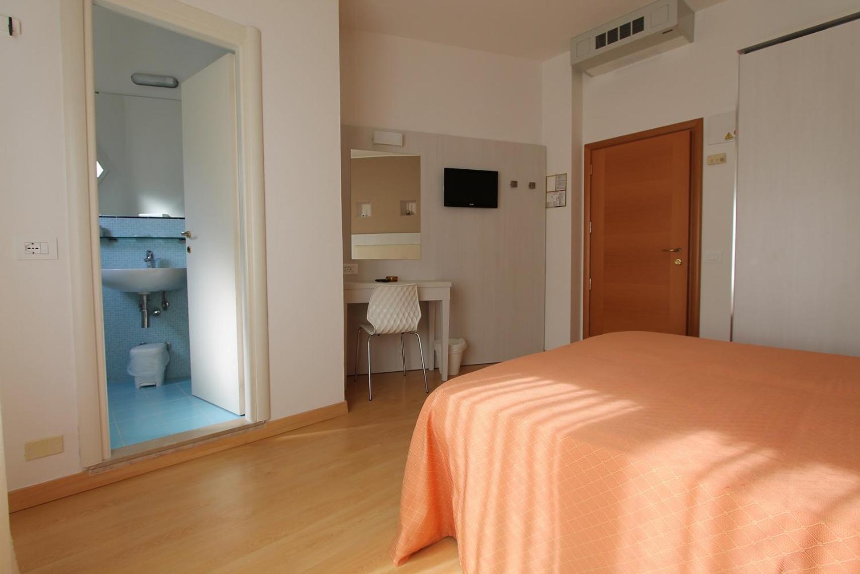 Comfort Double or Twin Room - Photo 1