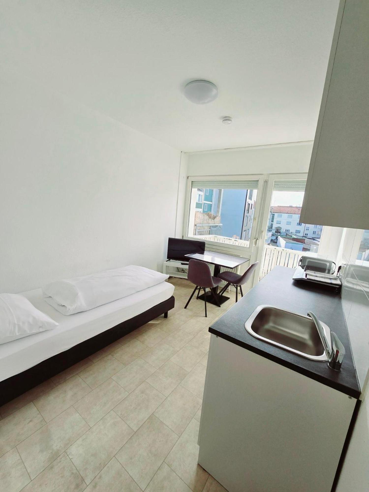 Apartment photo 2