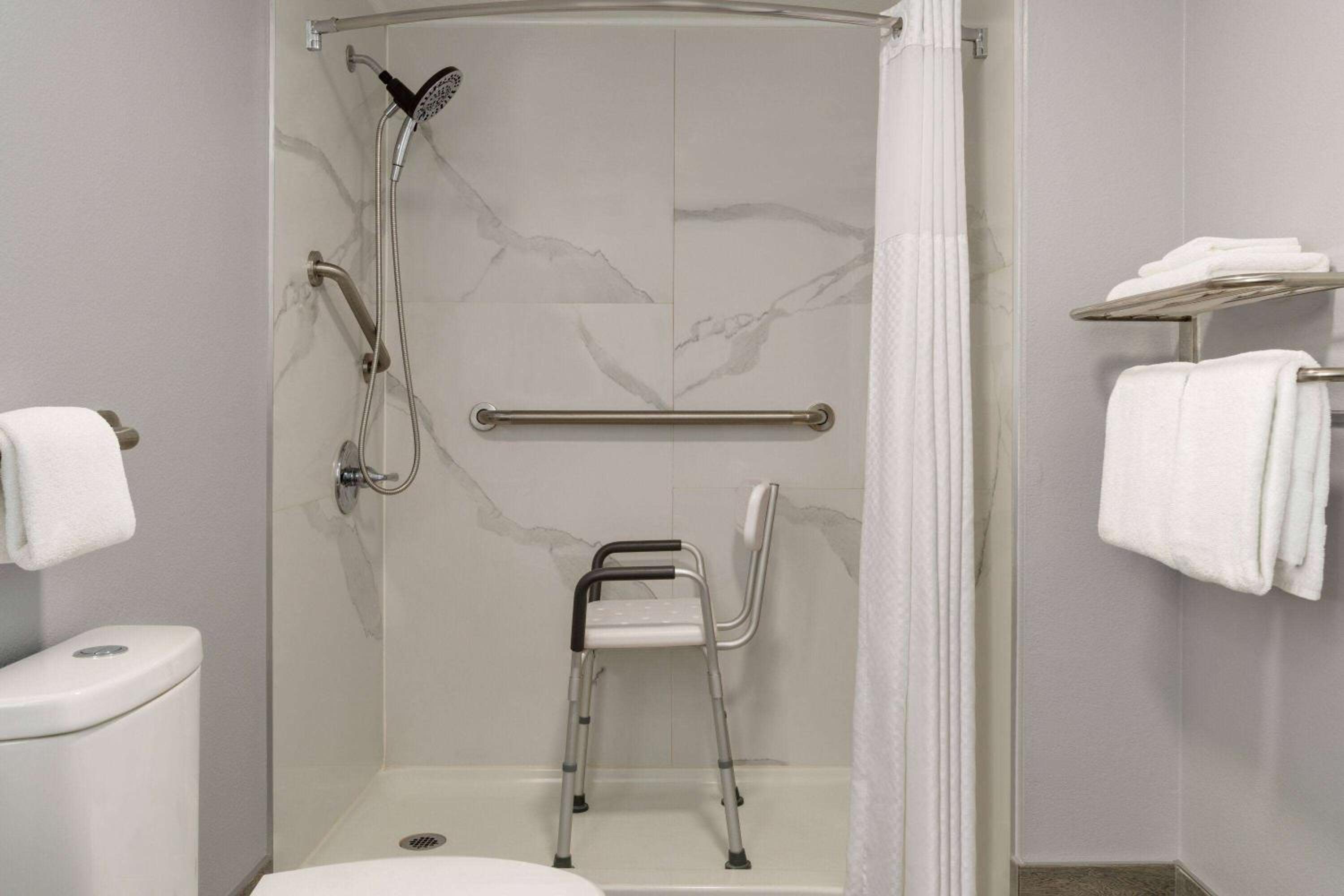 King Room - Mobility Access/Smoking - Photo 1