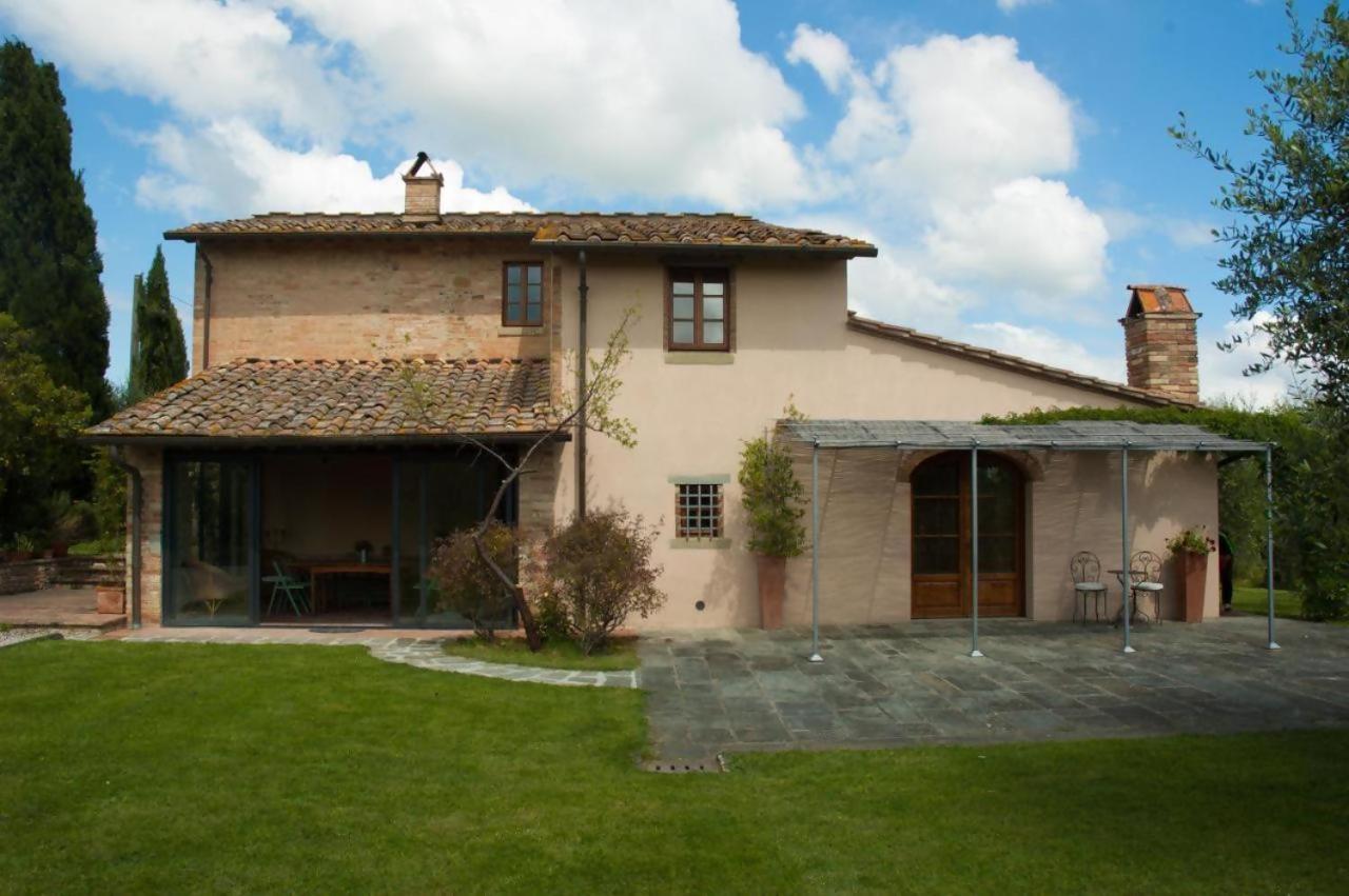 Villa photo 2
