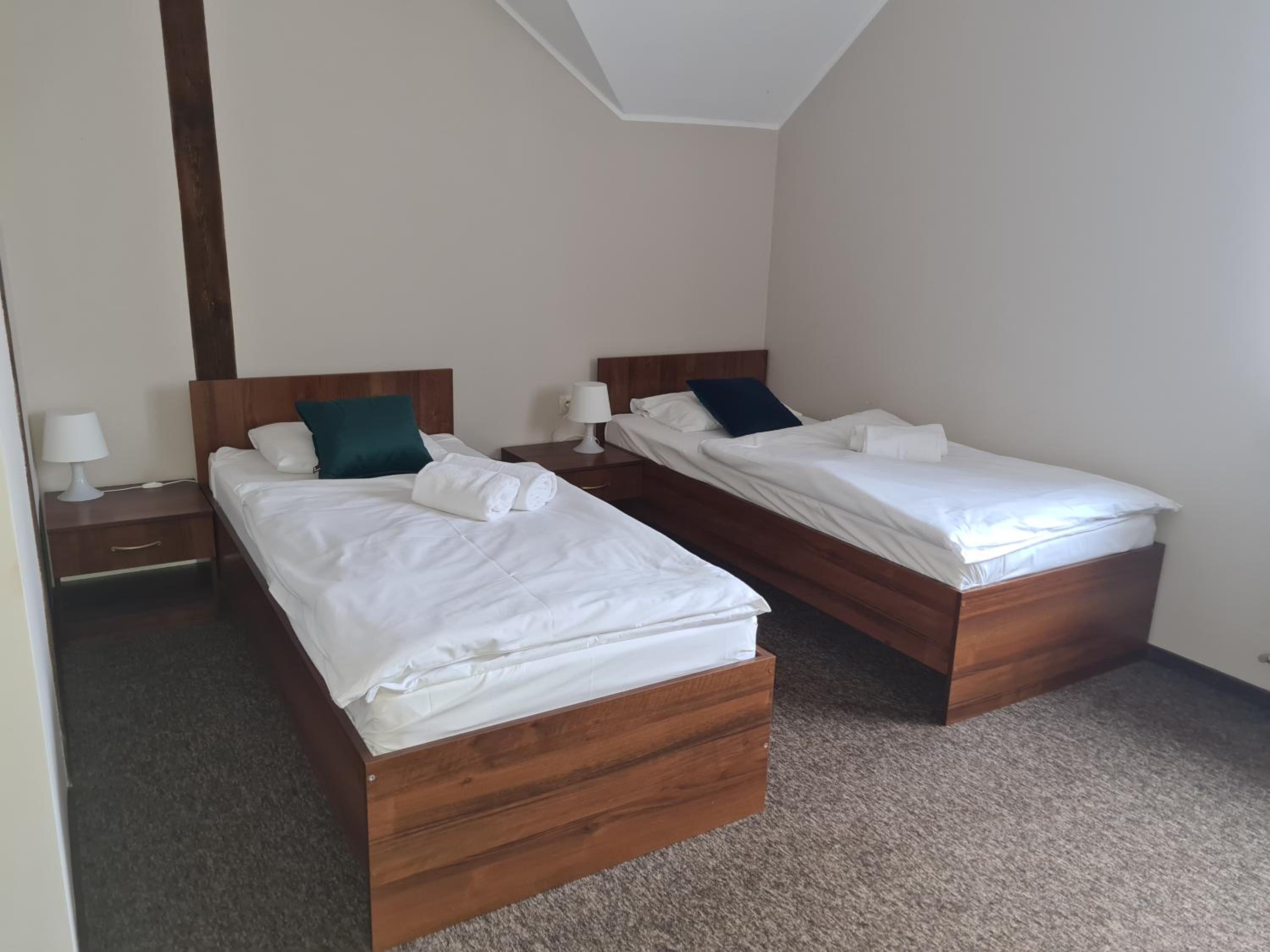 Triple Room with Bathroom - Photo 5