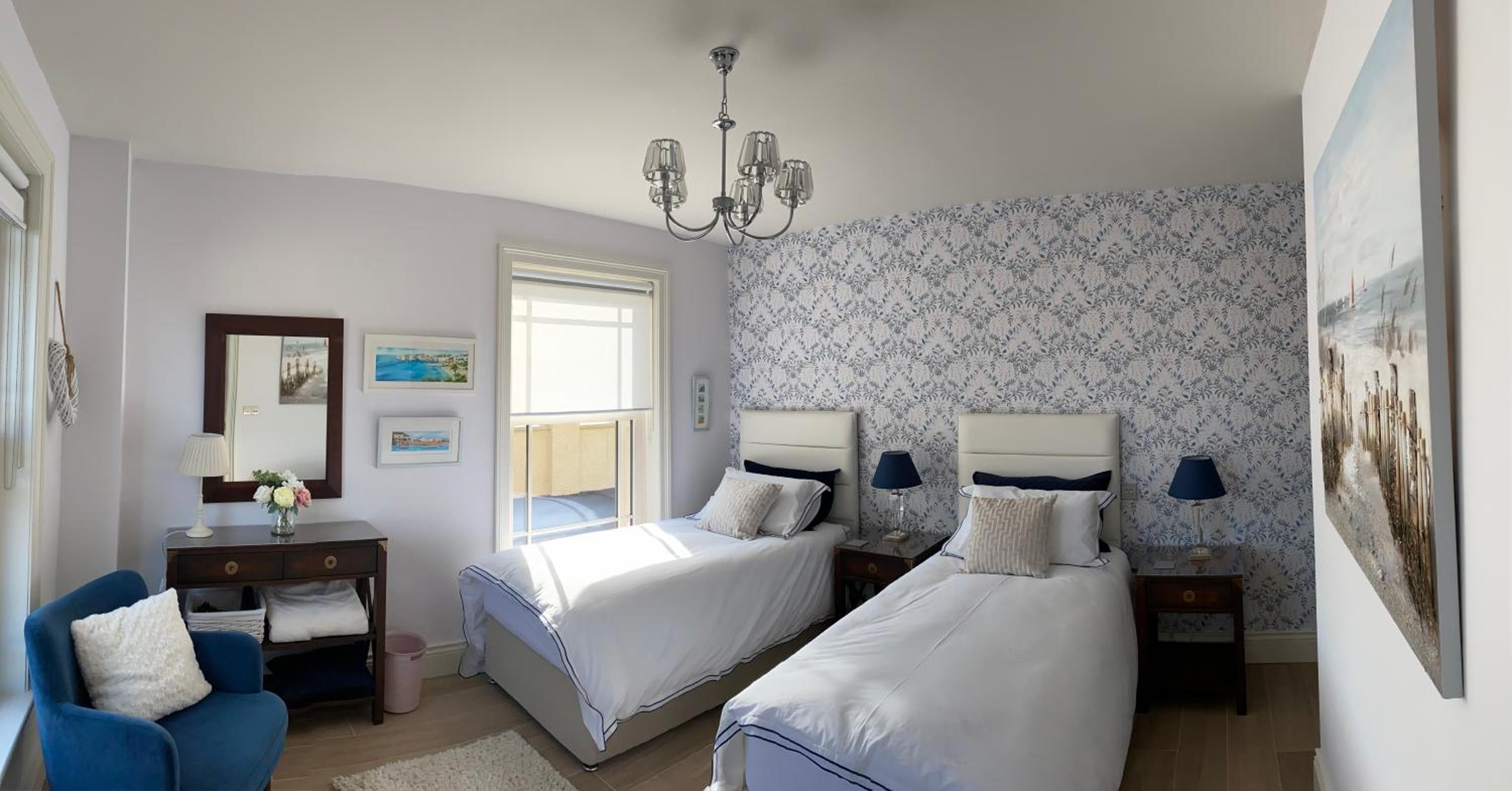 Deluxe Double Or Twin Room photo 3
