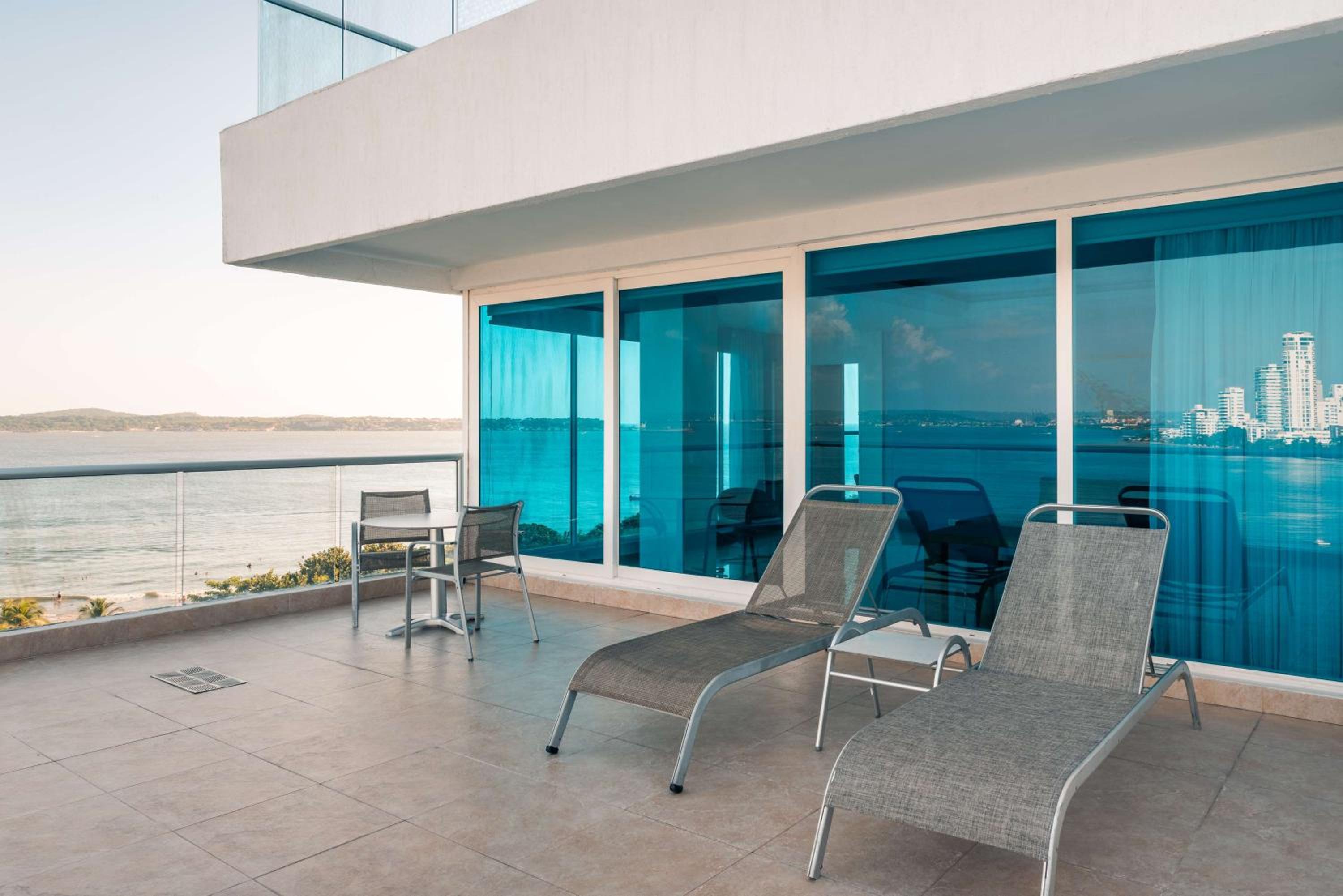 King Suite with Parlor Ocean View photo 2