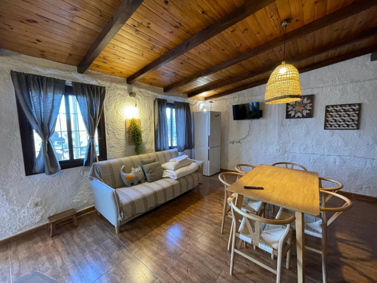 Apartment photo 3