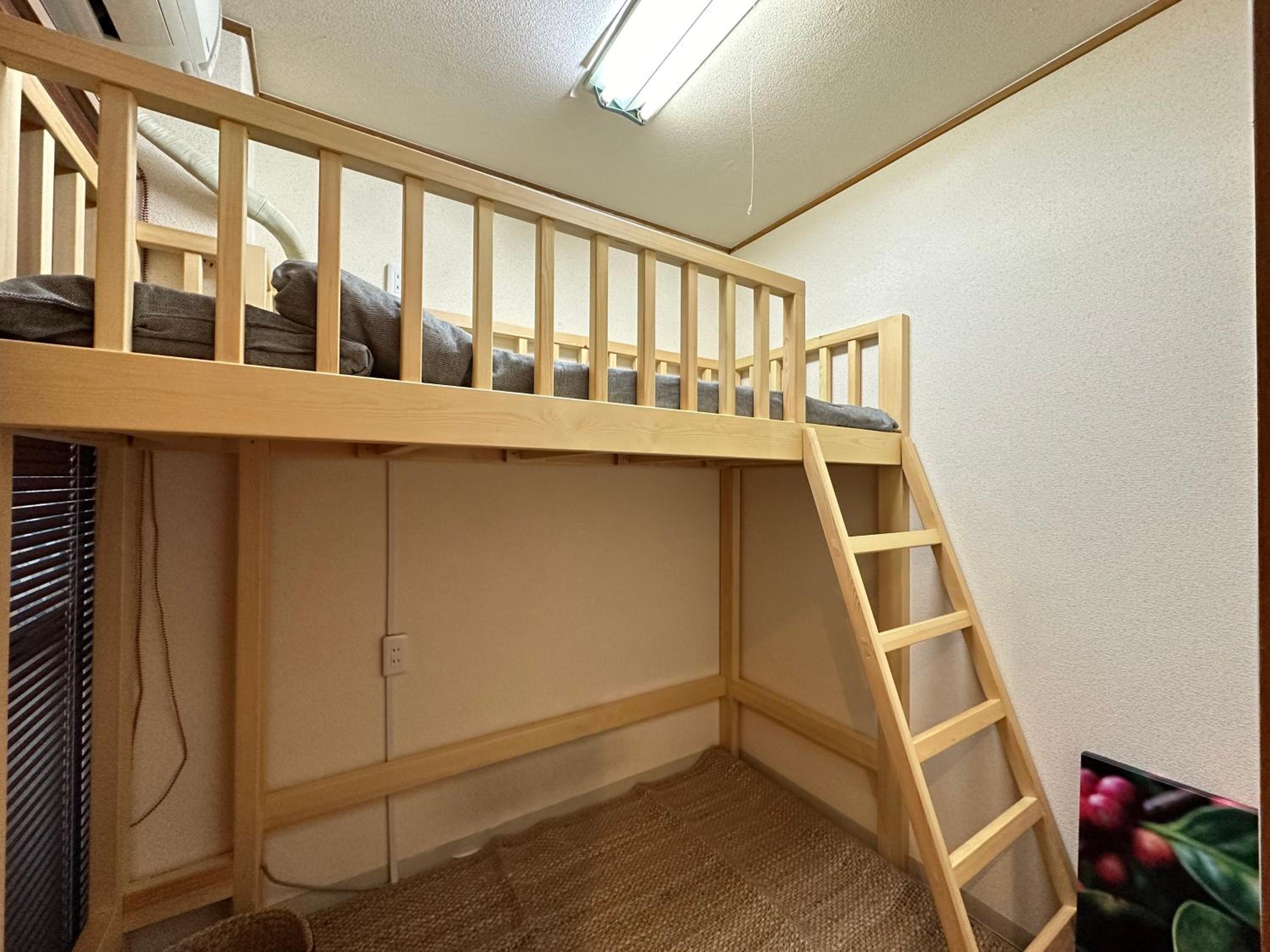 Female Dormitory Room photo 1