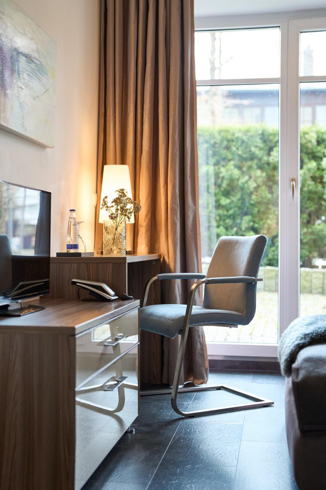 Double or Twin Room - Photo 3