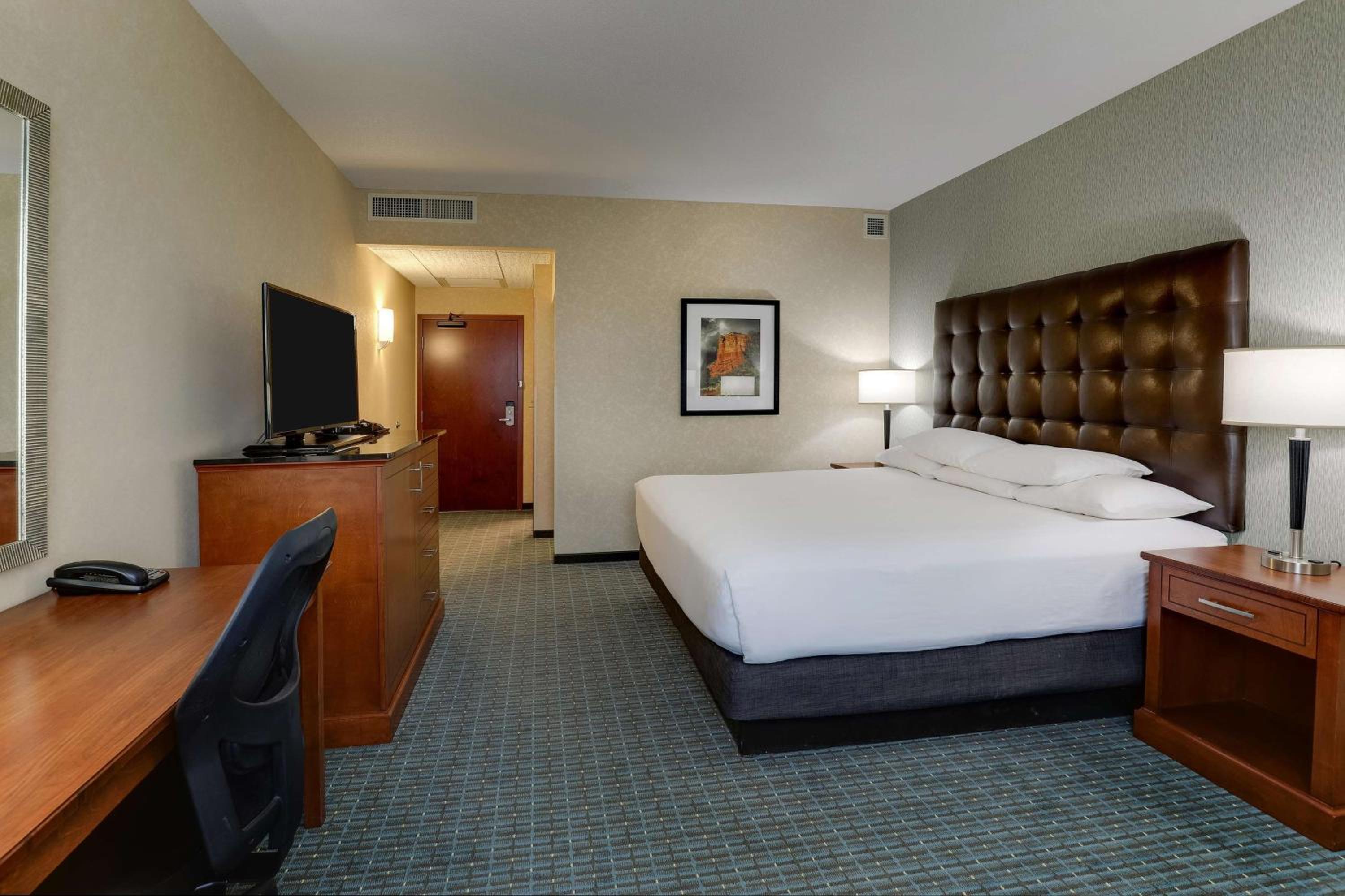 Deluxe King Room photo 3