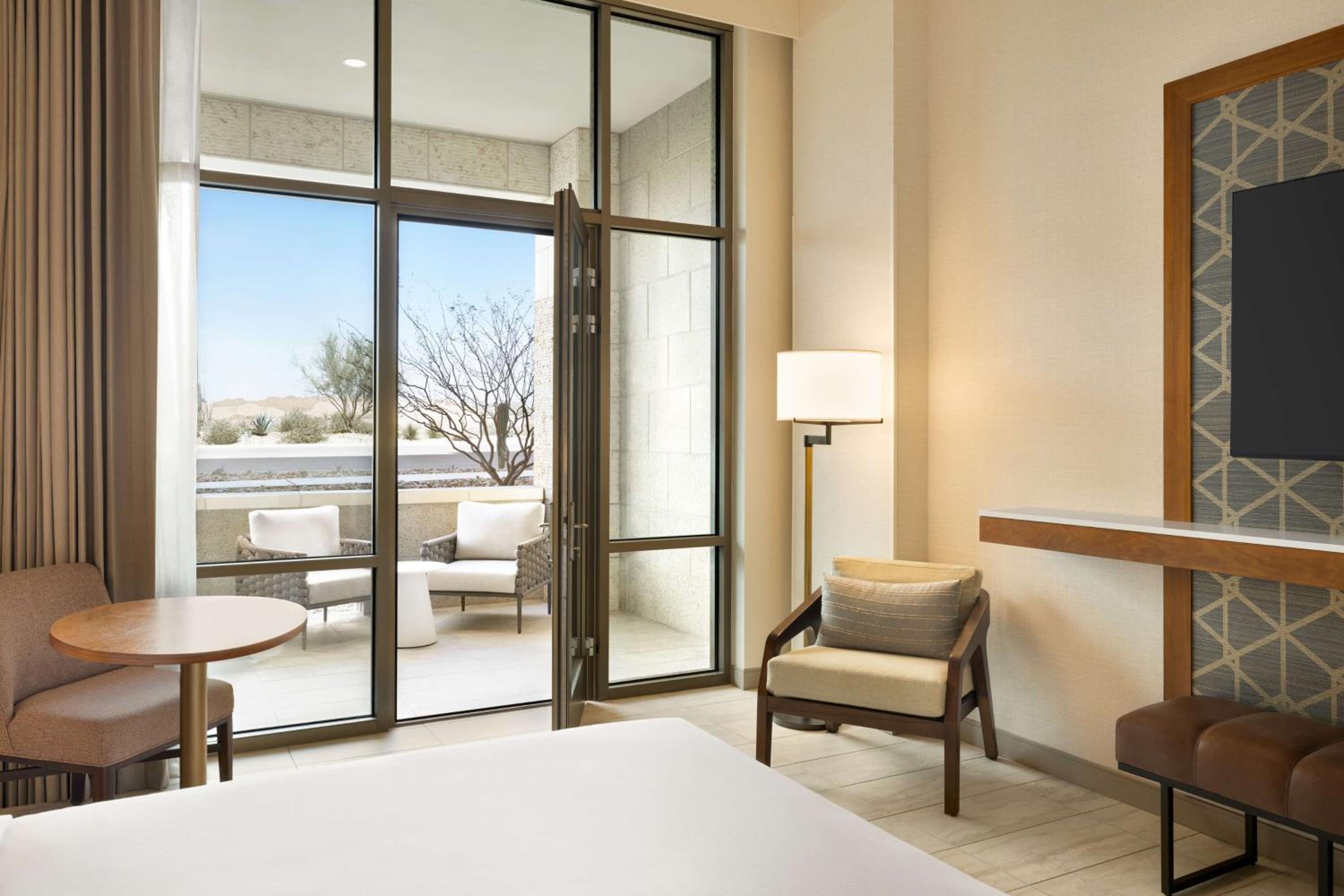 King Room with Patio - Photo 3