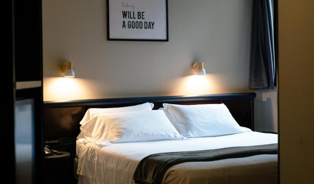 Economy Double Room - Photo 2
