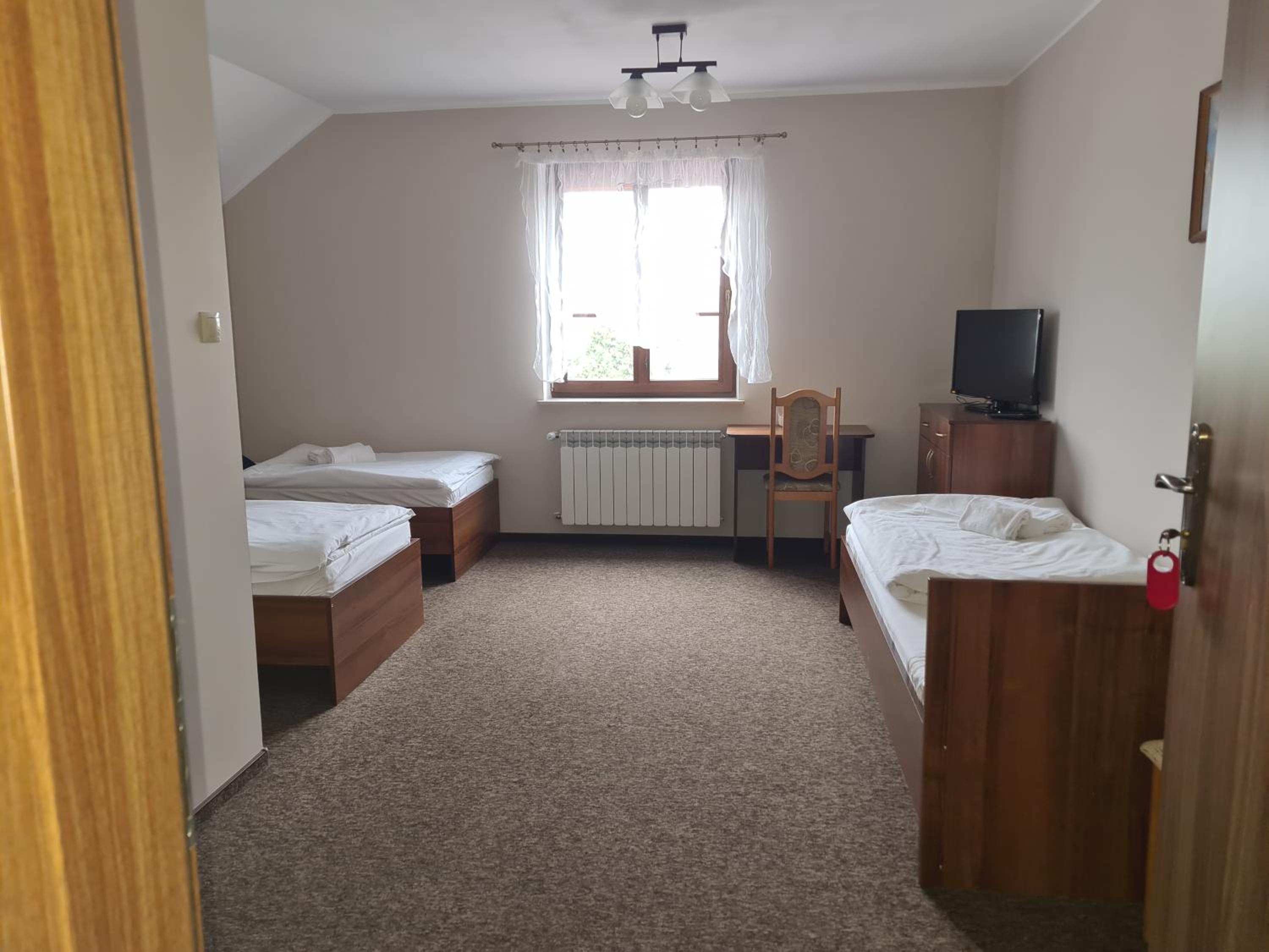 Triple Room with Bathroom - Photo 1
