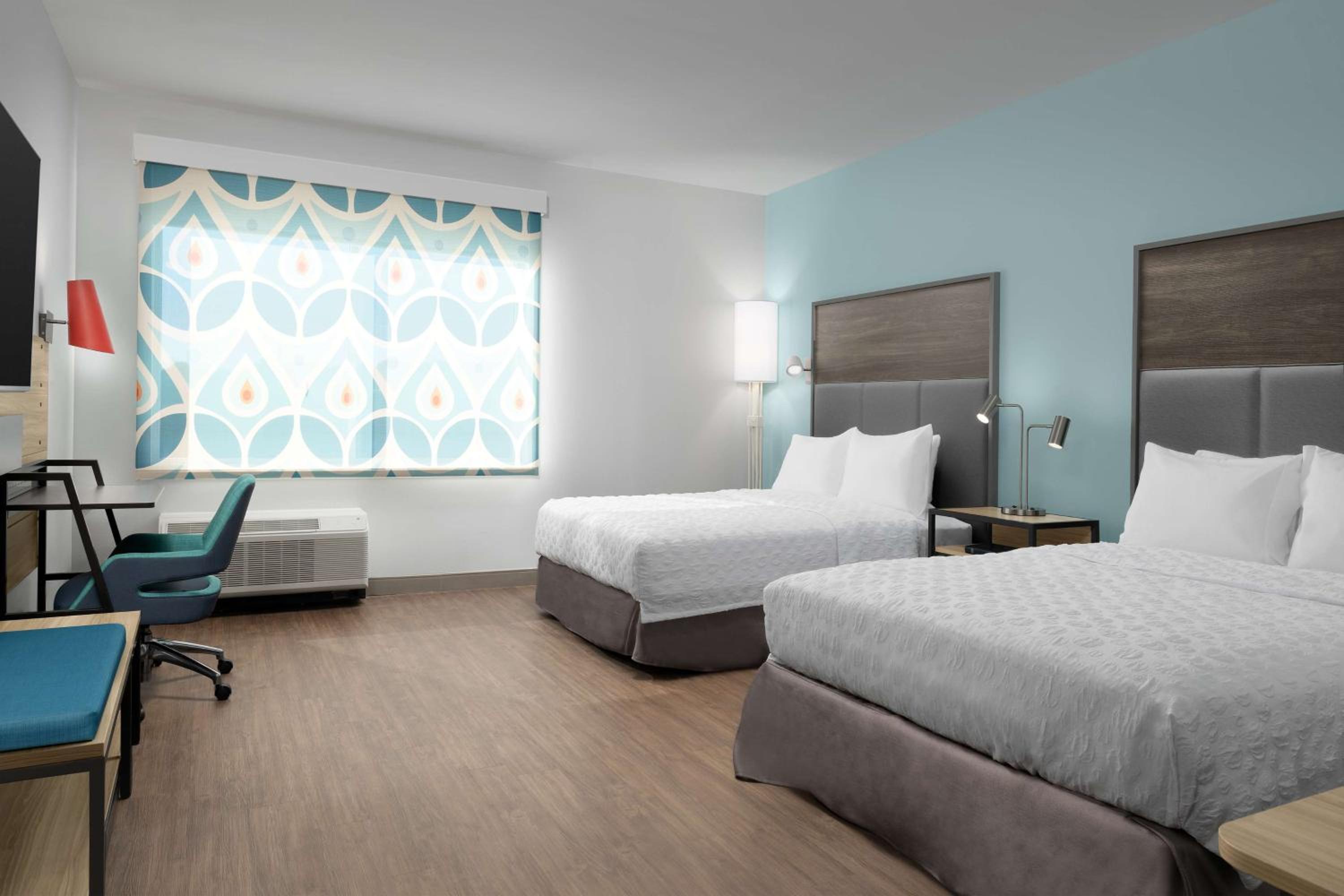 Queen Room with Two Queen Beds - Hearing Access - Photo 3