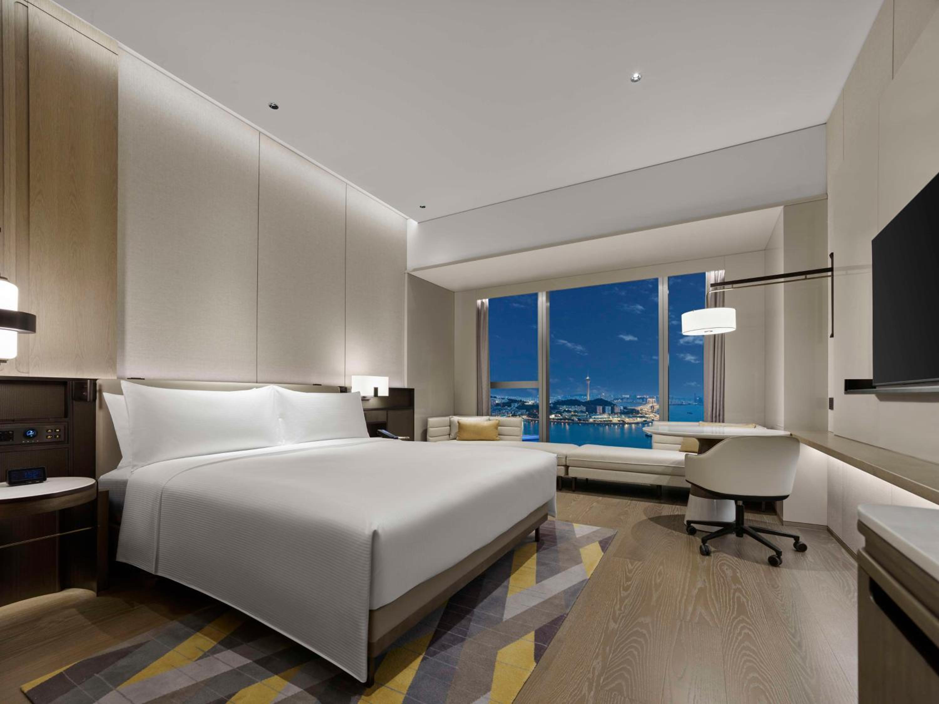 Executive King Room with Sea View - Photo 1