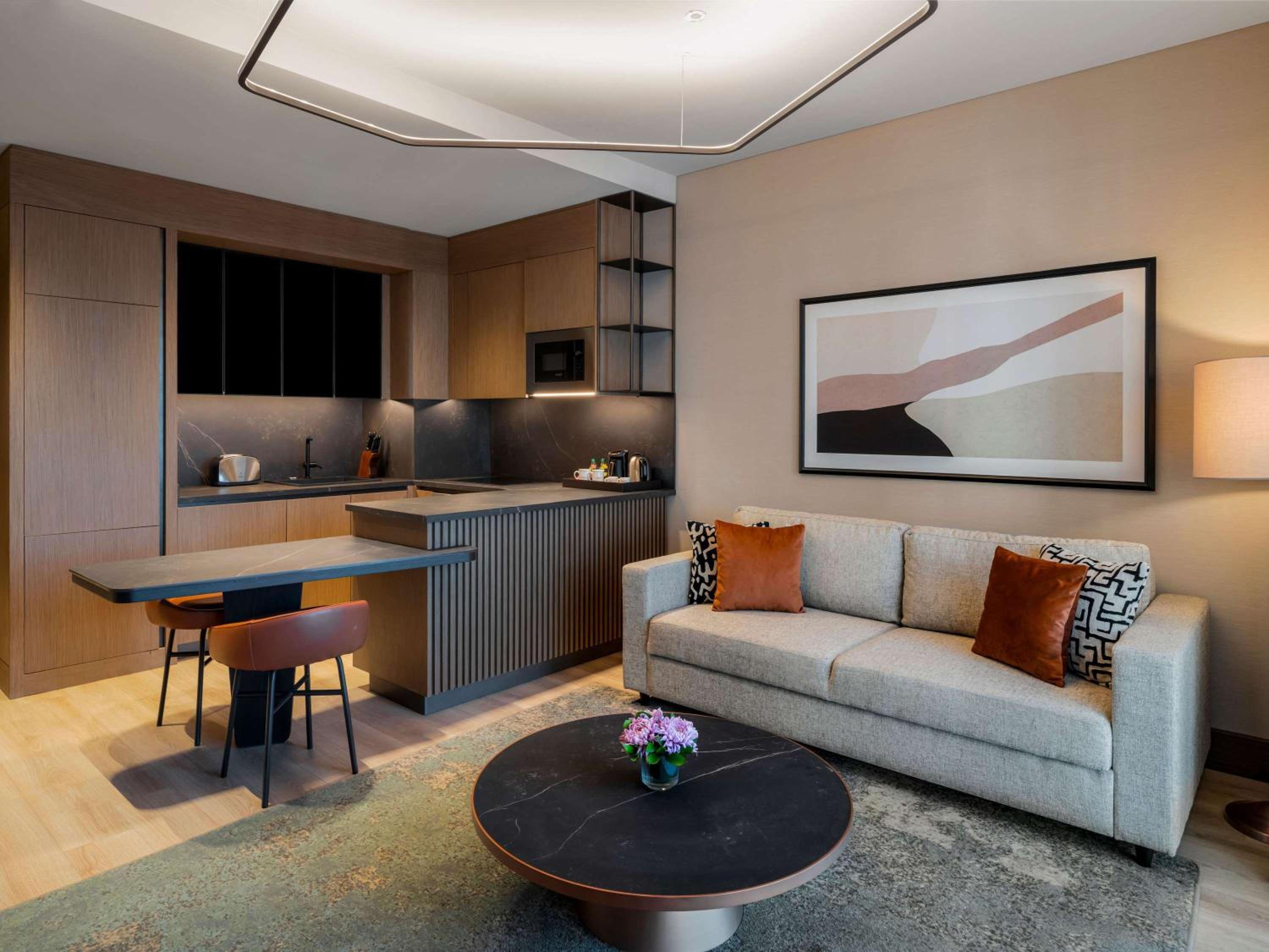 Superior One-Bedroom Apartment