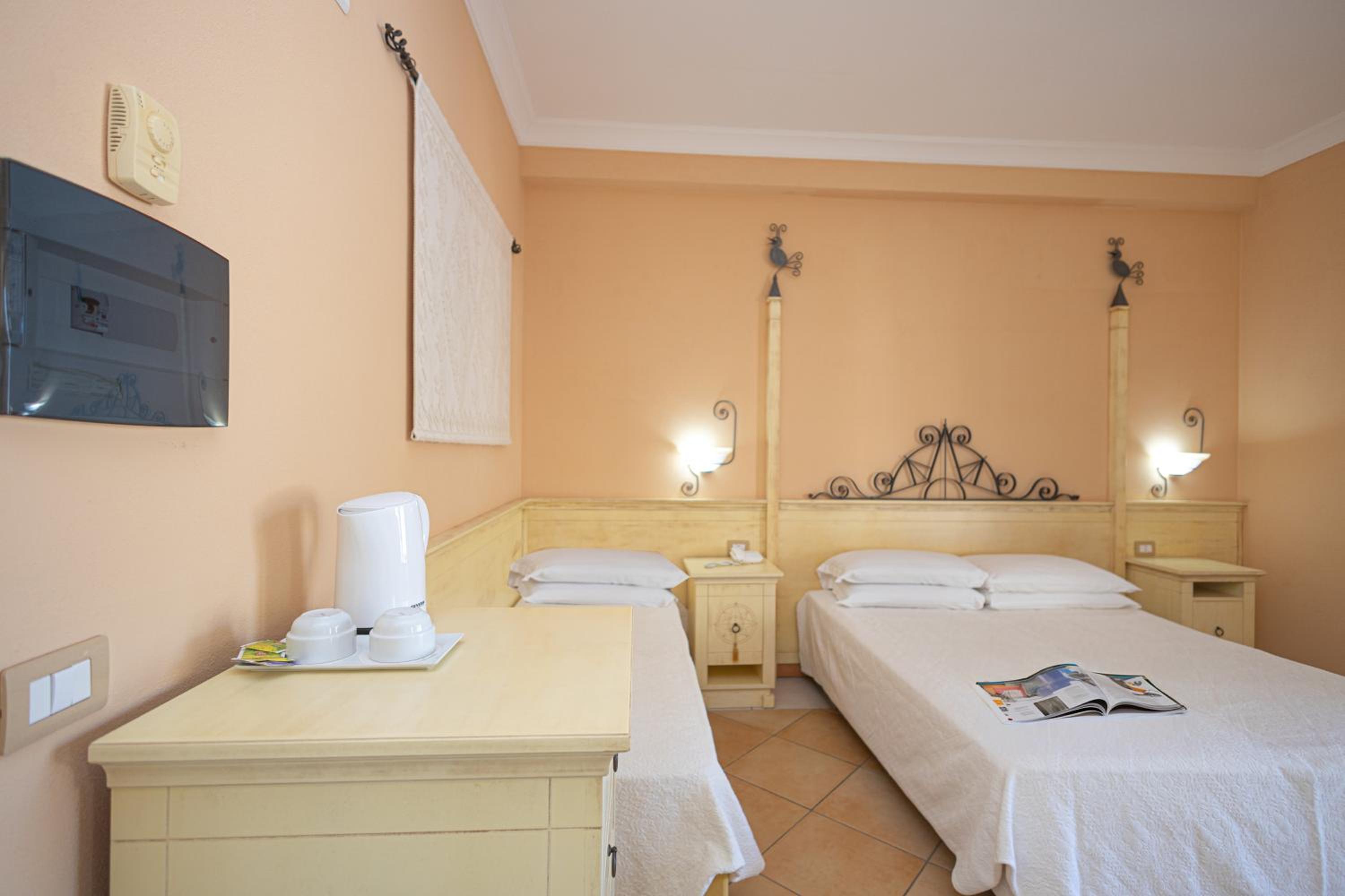 Superior Triple Room with Balcony and Sea View