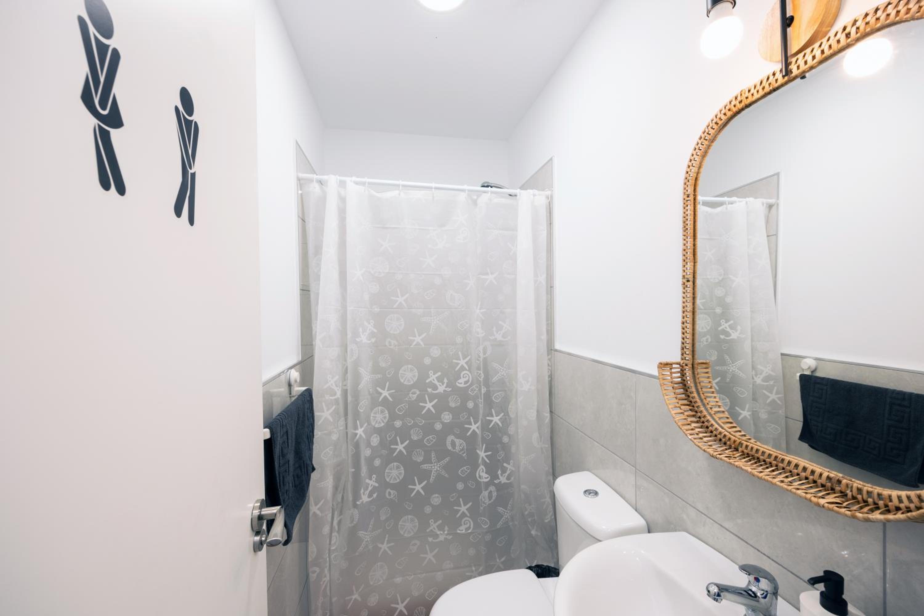Double Room - Photo 2