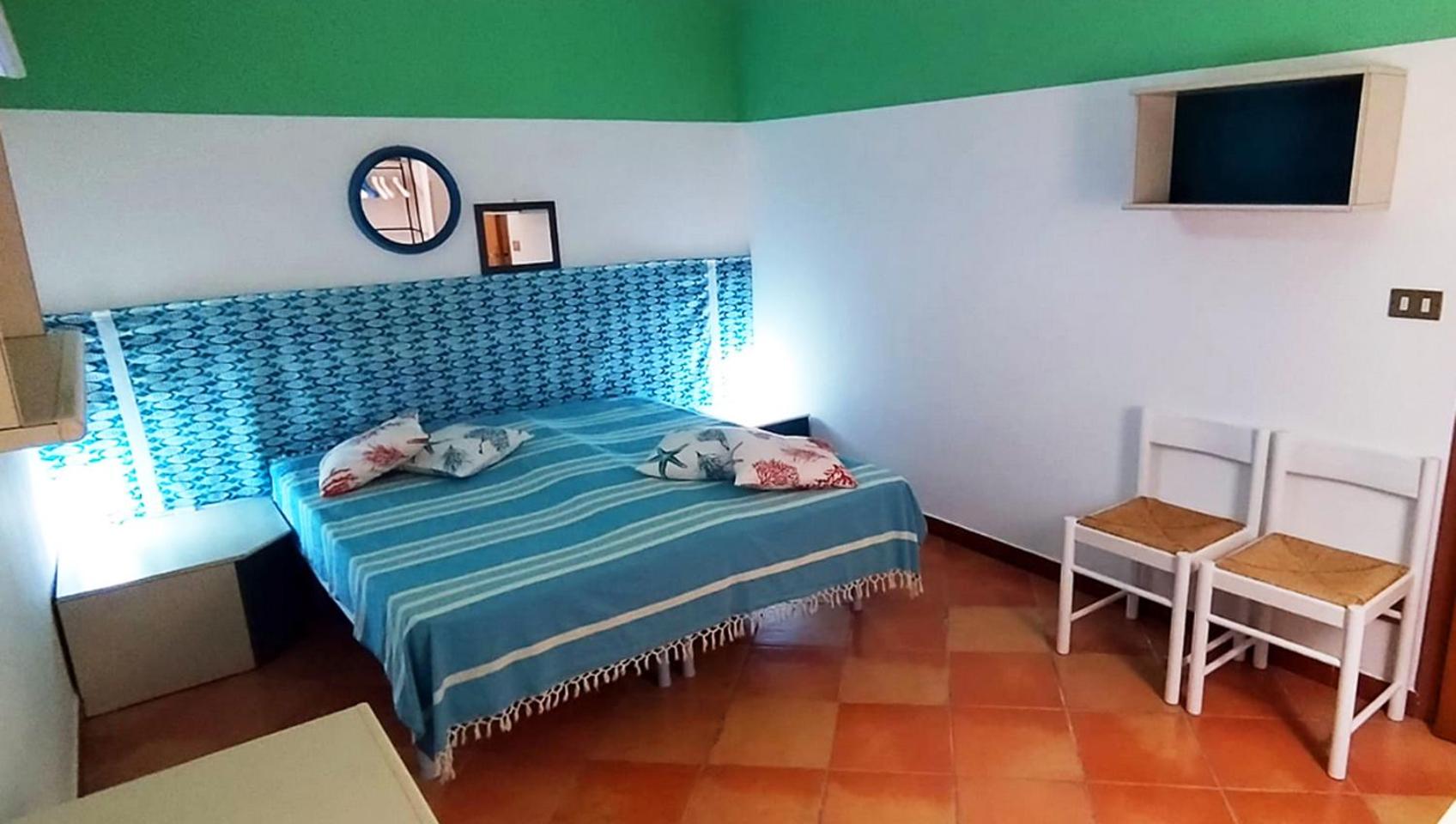 Two-Bedroom House photo 3