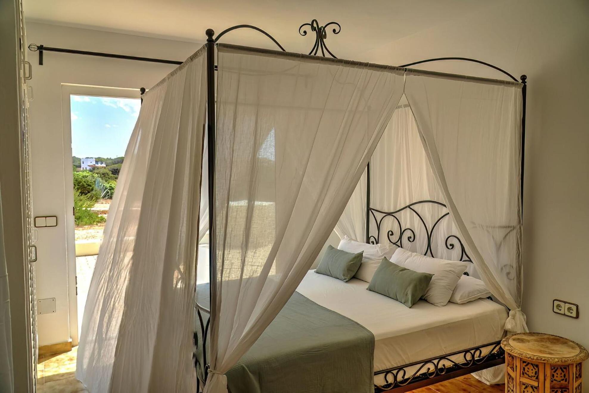 Villa photo 2