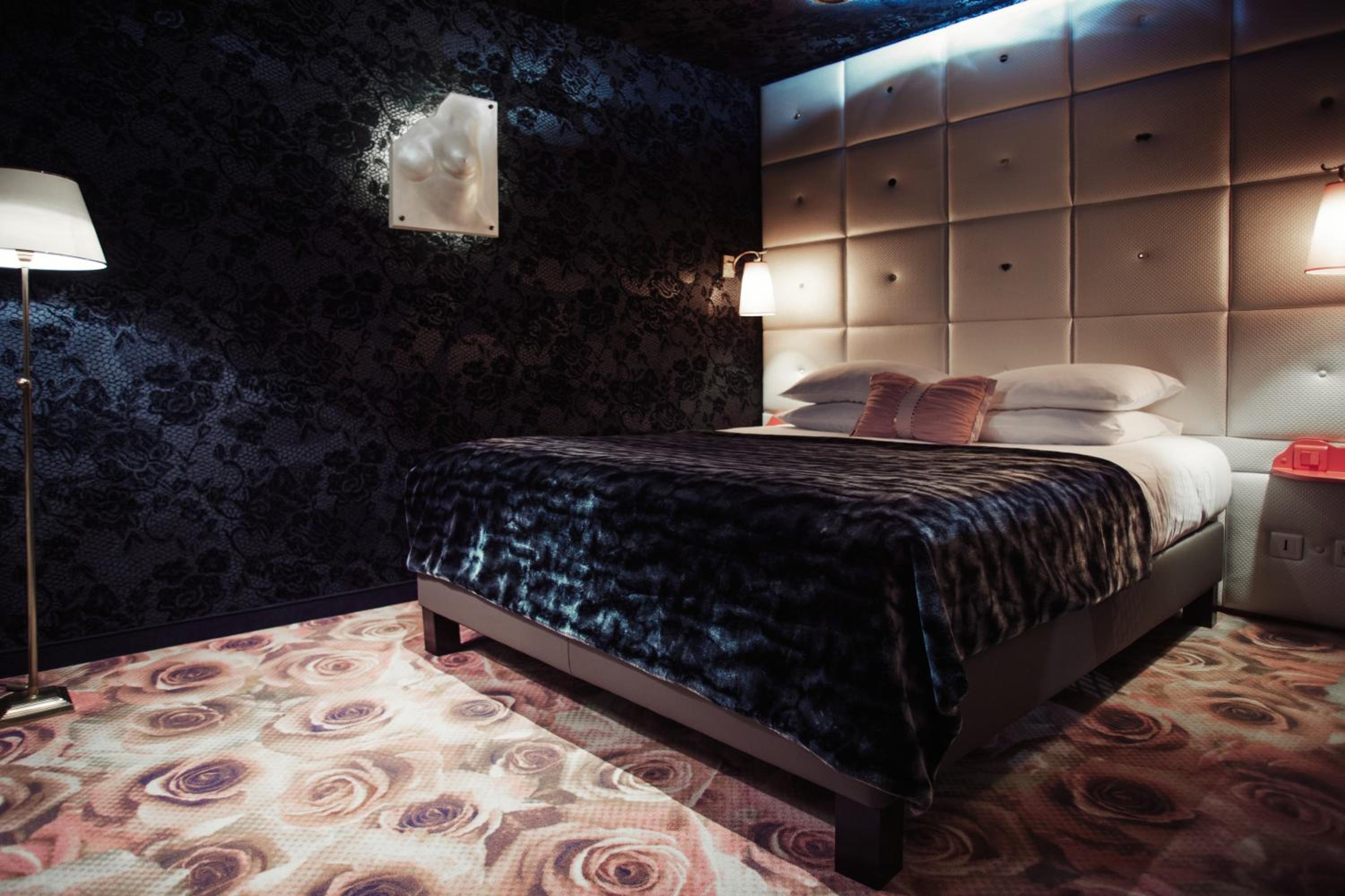 Charm Room with Shower or Balneo Bath - Photo 8