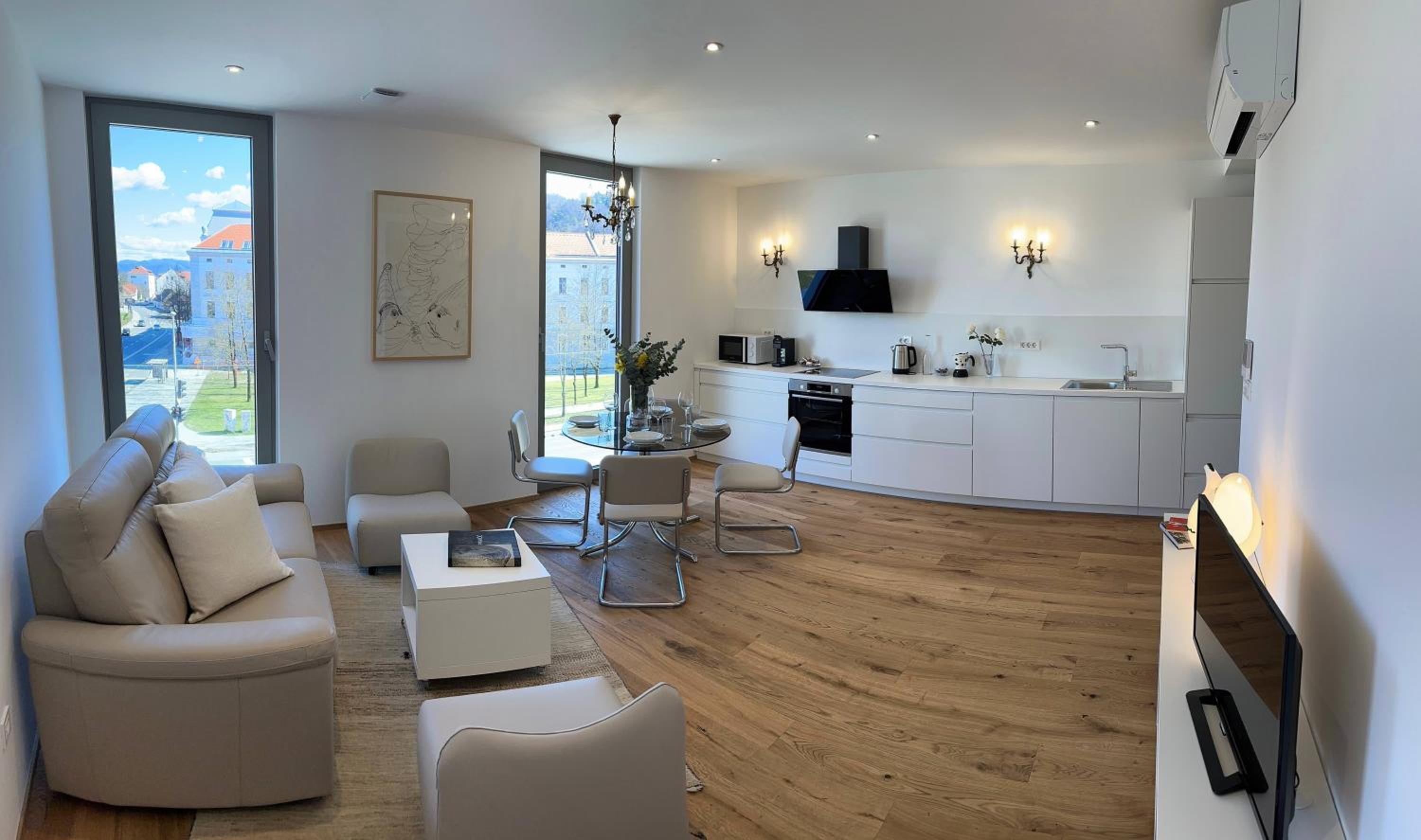 Two- Bedroom Apartment With Alpine View photo 1