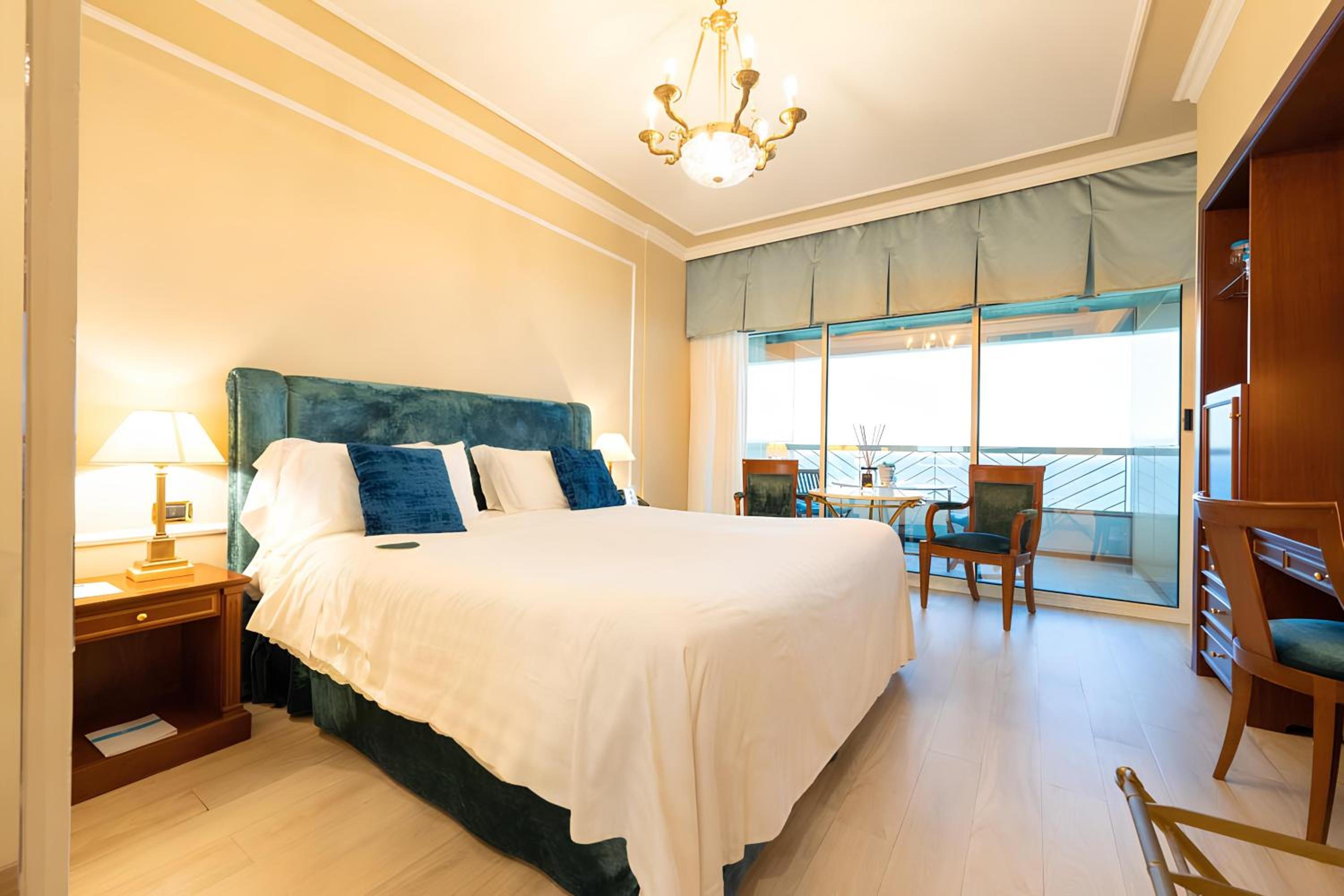 Deluxe Double Room With Sea View