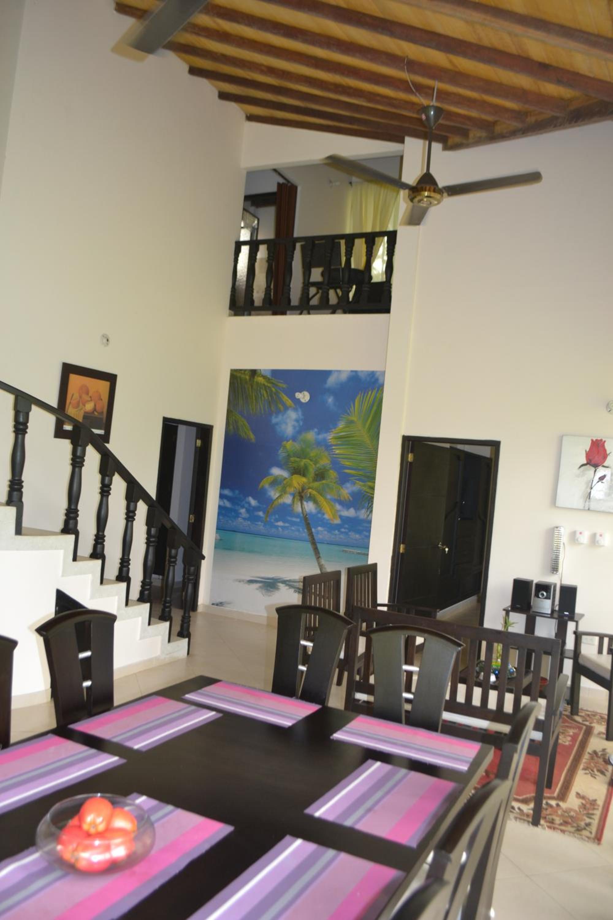 Three-Bedroom House photo 3