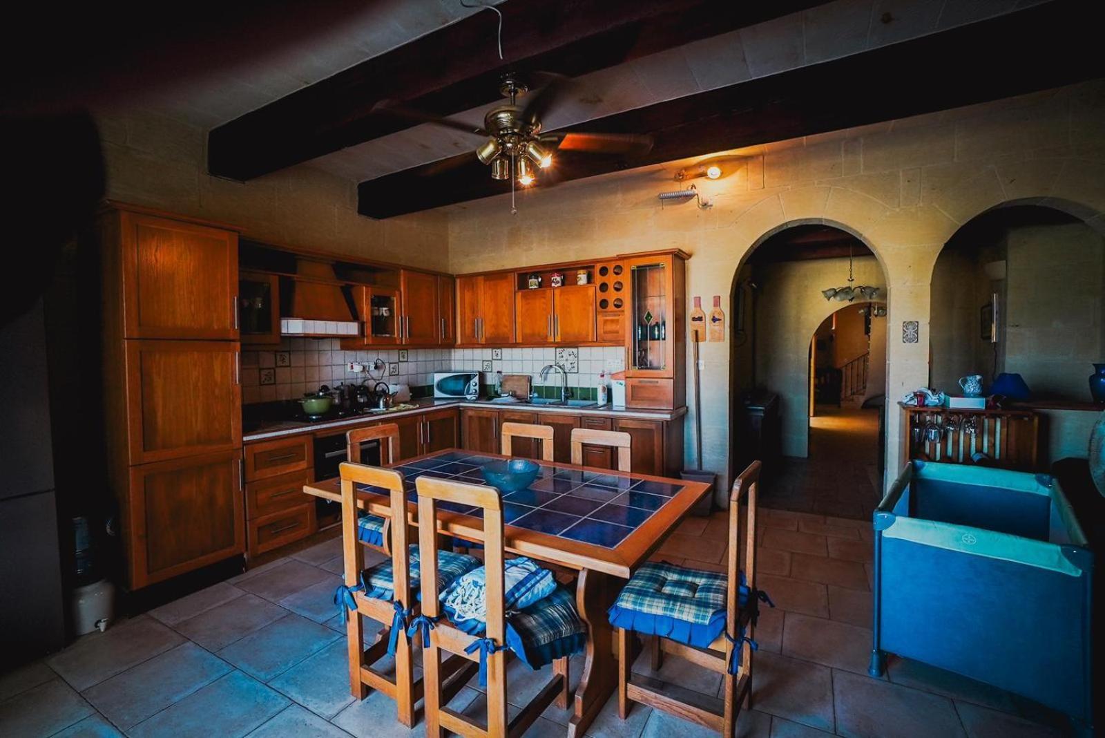 Villa photo 3