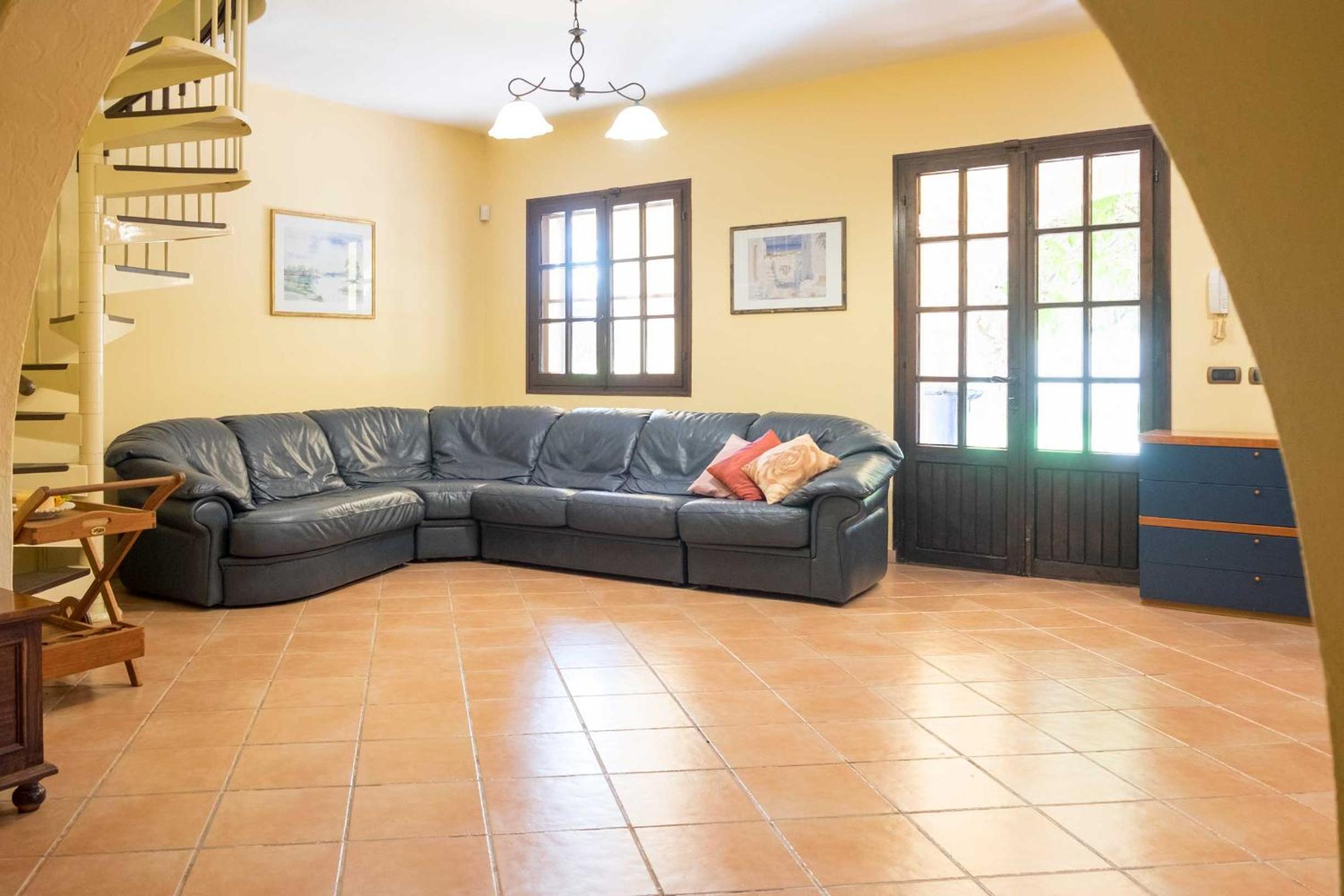Four-Bedroom House photo 2