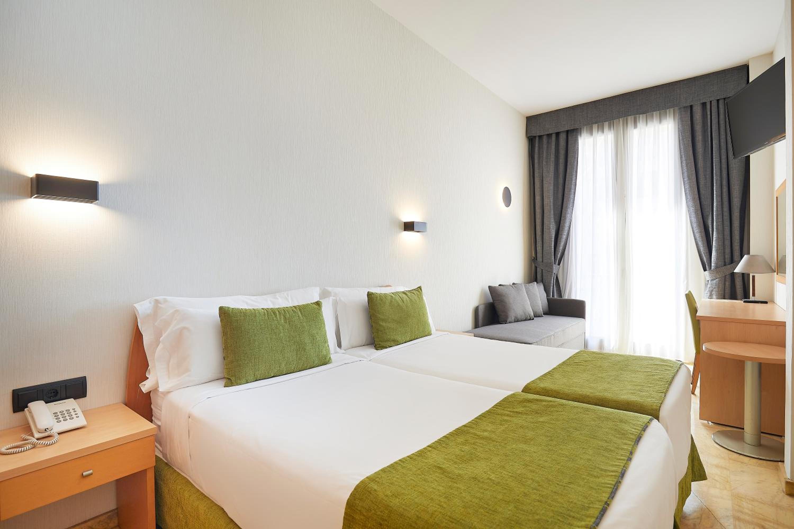 Habitación Doble con Vista a la Ciudad
