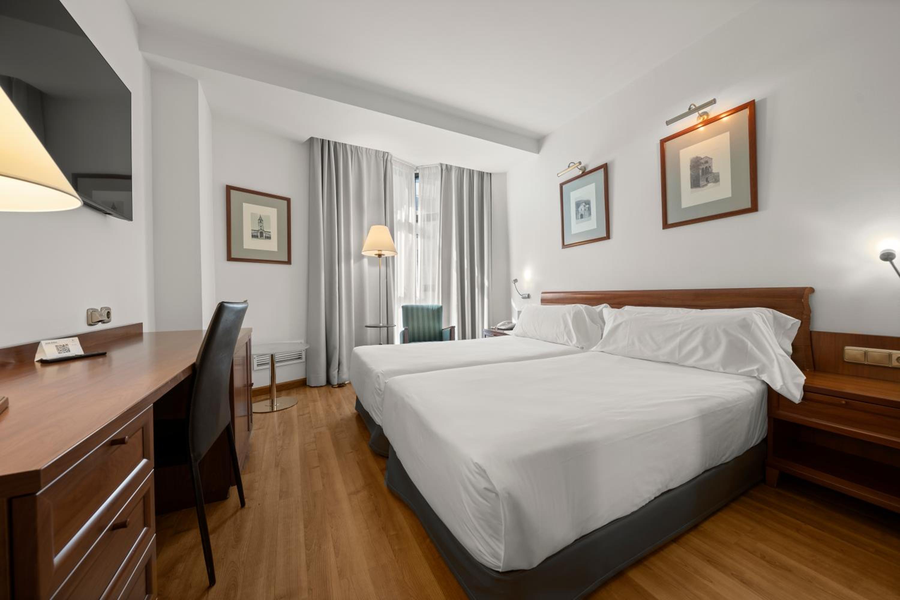 Budget Twin Room photo 2