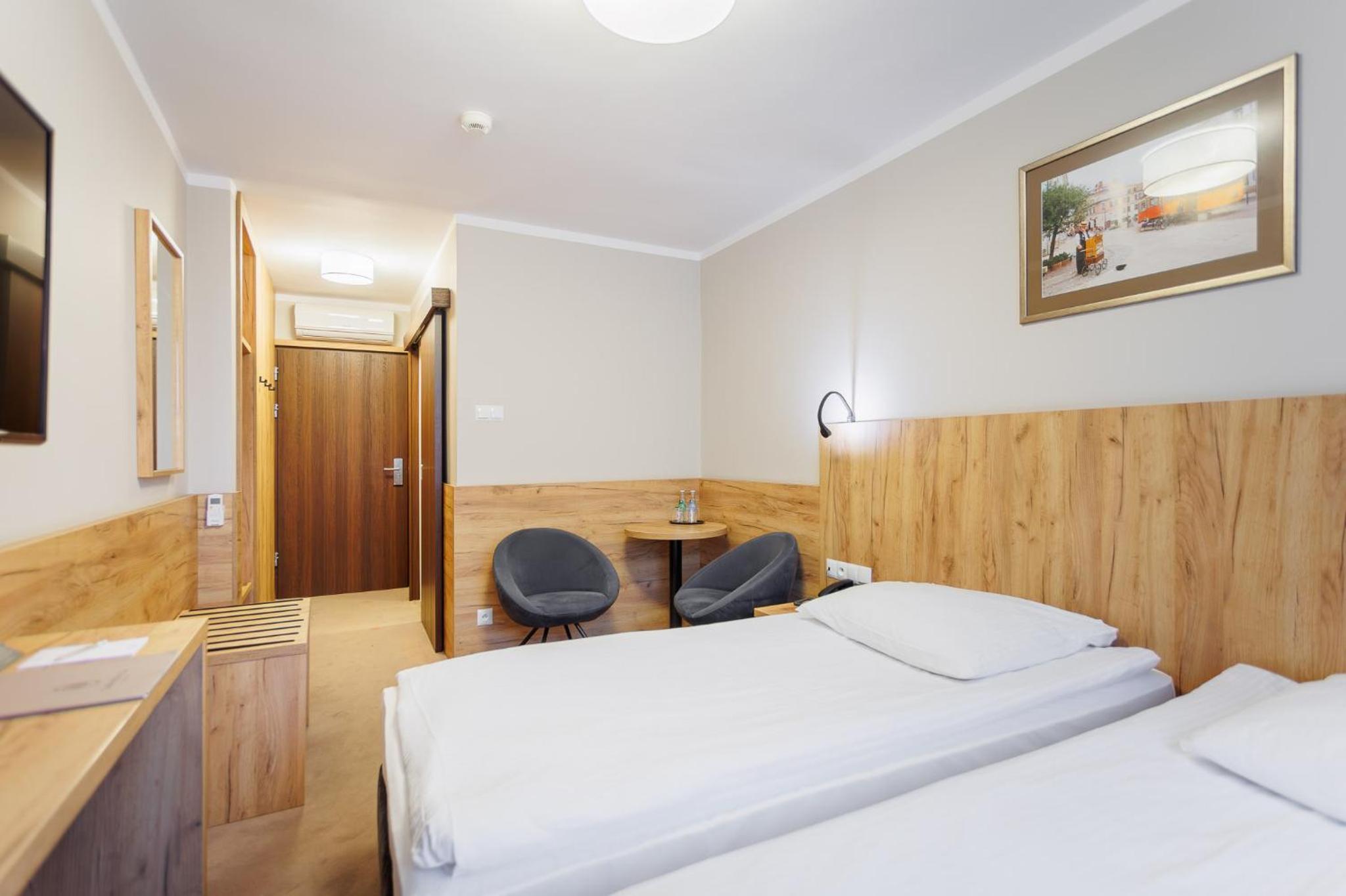 Standard Room photo 2