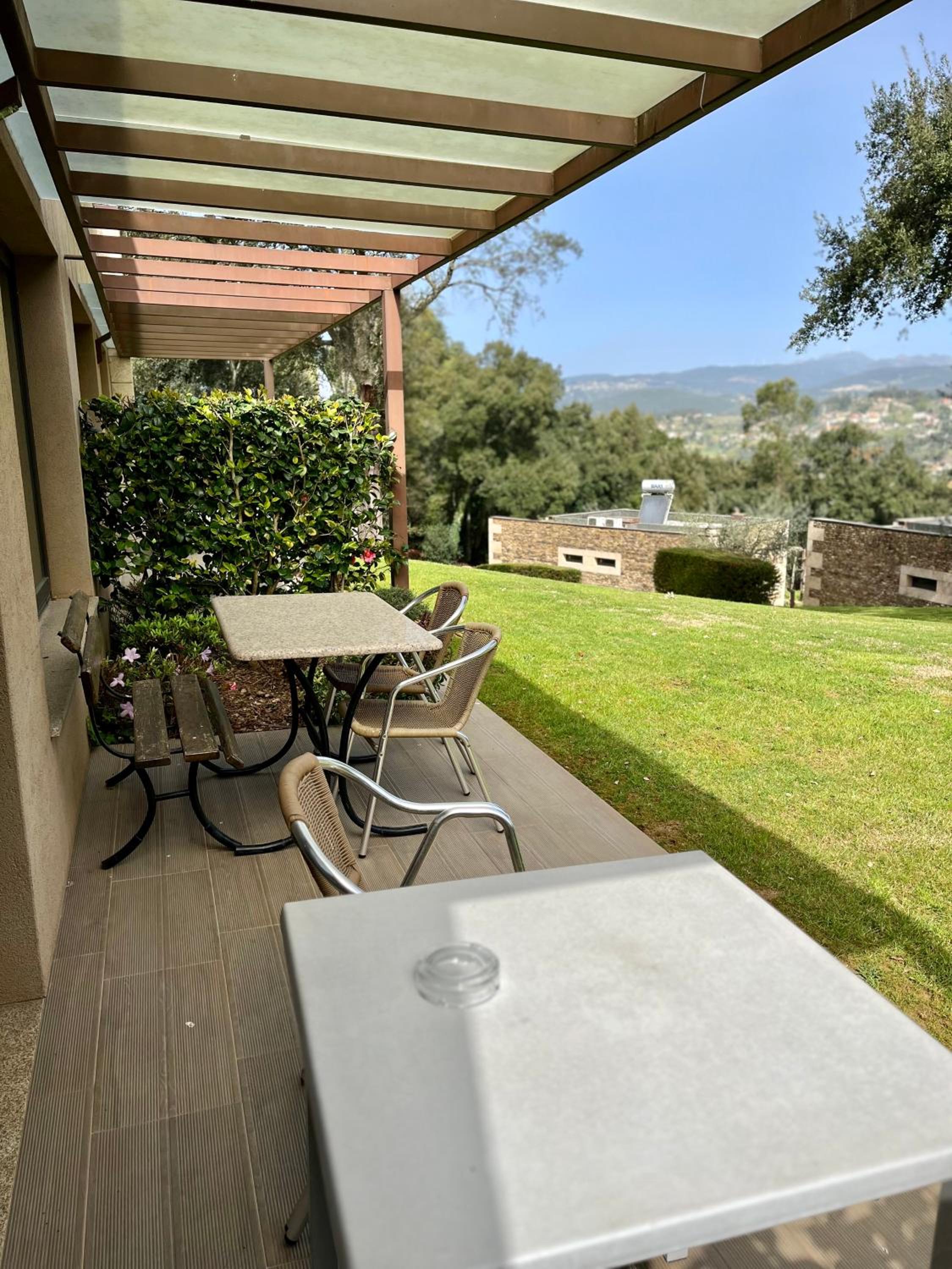 Suite with Mountain View - Photo 6
