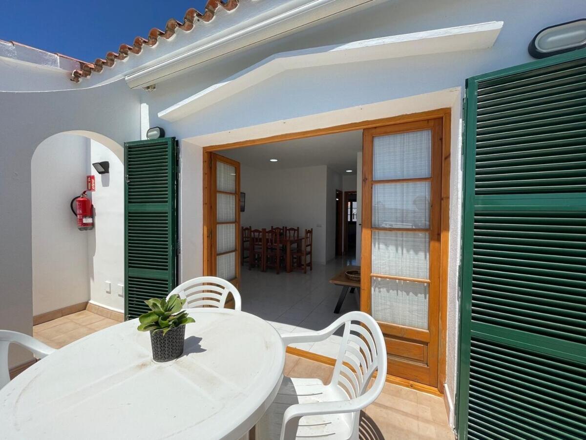 One-Bedroom Apartment with Pool View photo 3