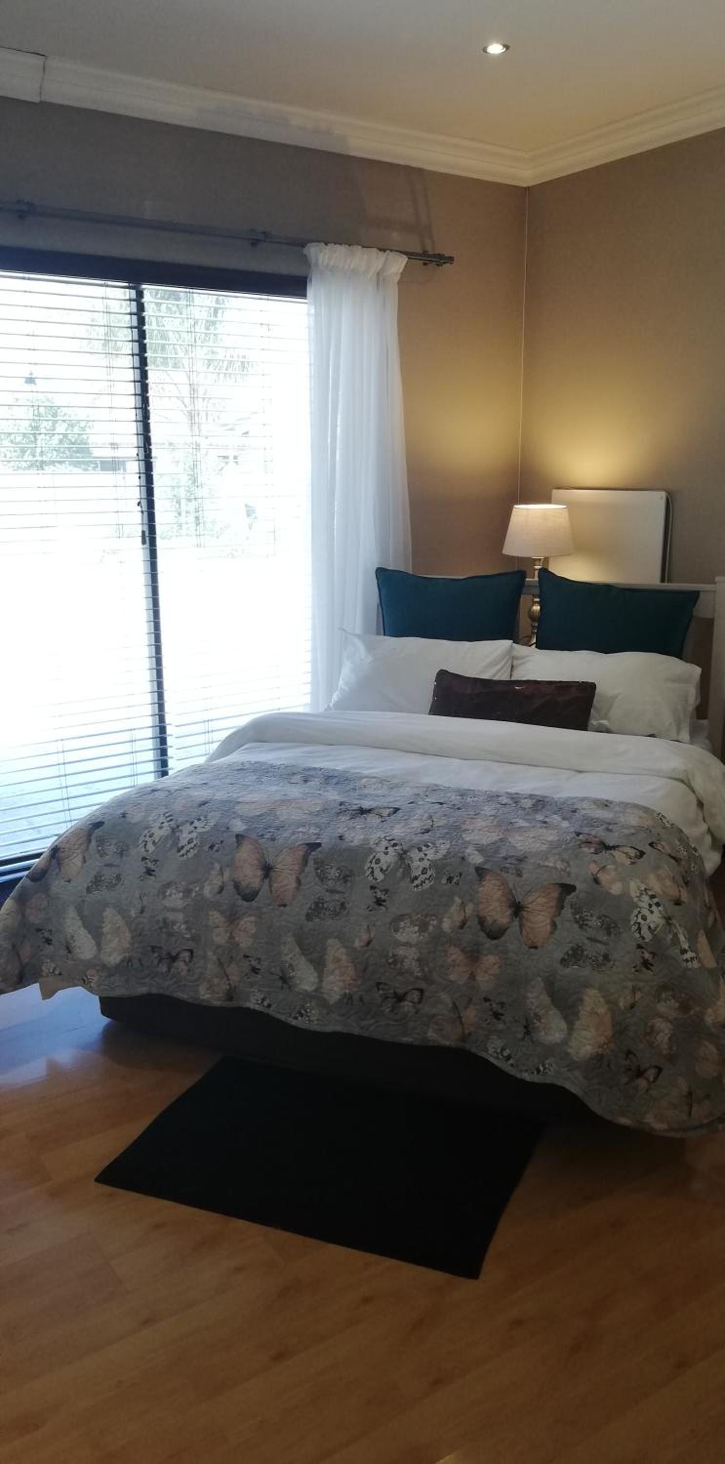 Double Room with Private Bathroom photo 1
