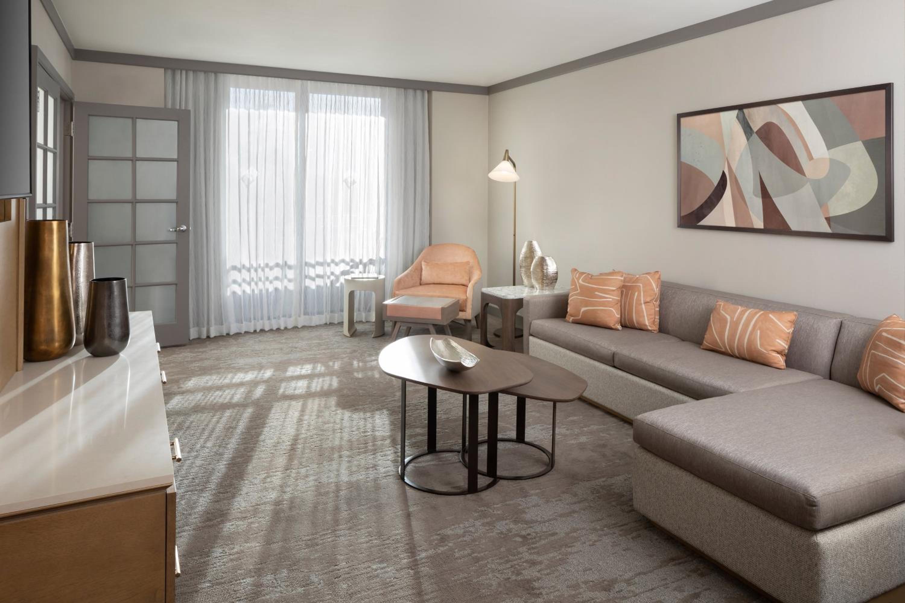 Parlor Suite, 1 Bedroom Suite