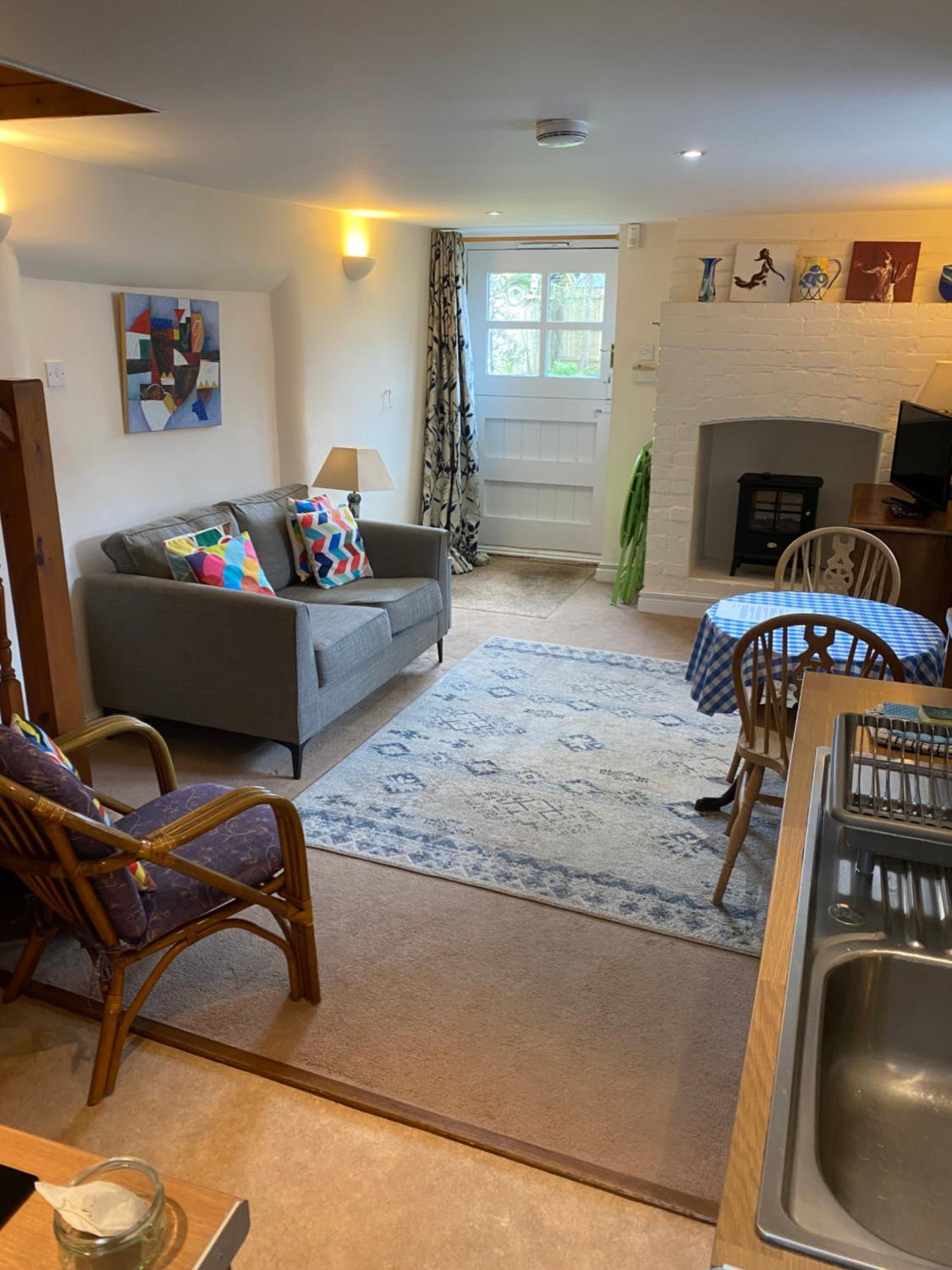 One-Bedroom House photo 1