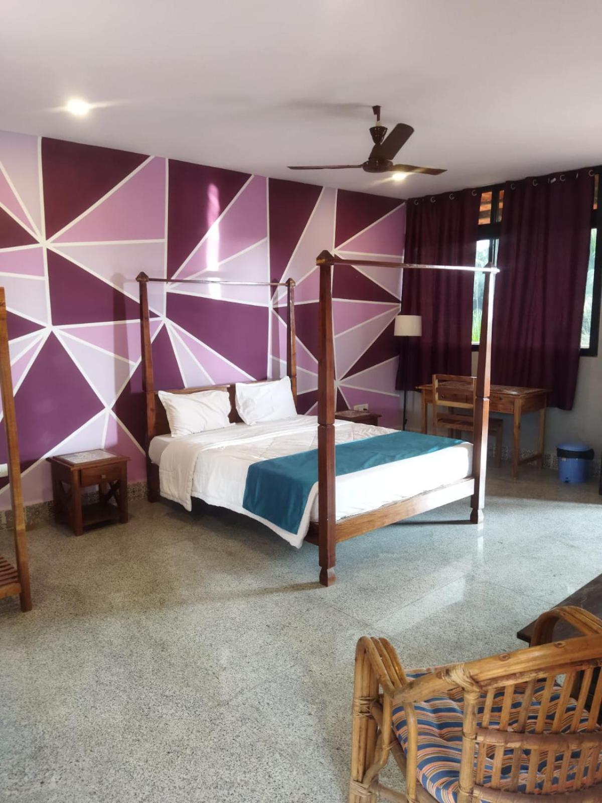Deluxe Double Room with Balcony and Sea View photo 1