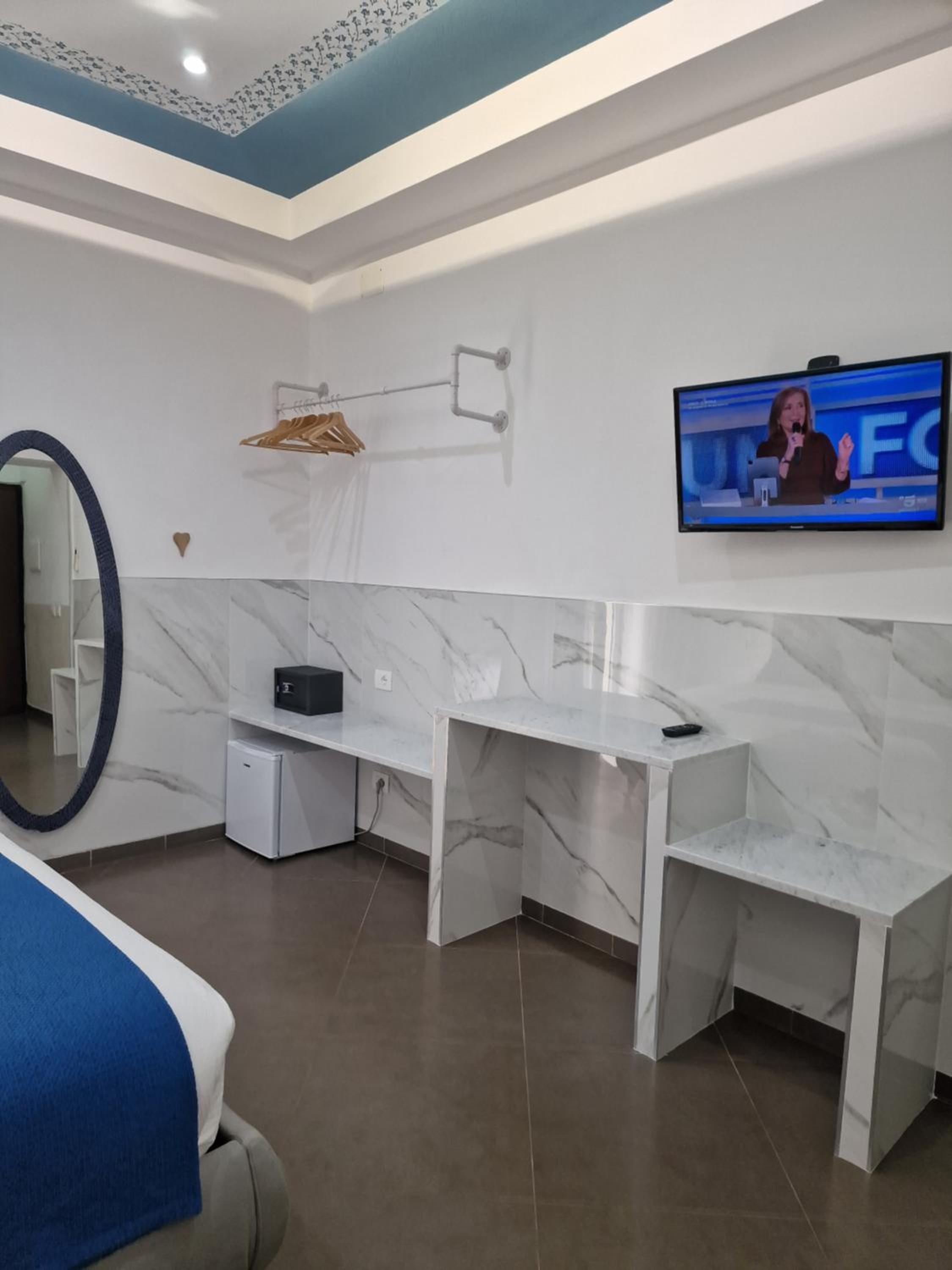 Deluxe Double Room with Balcony photo 1