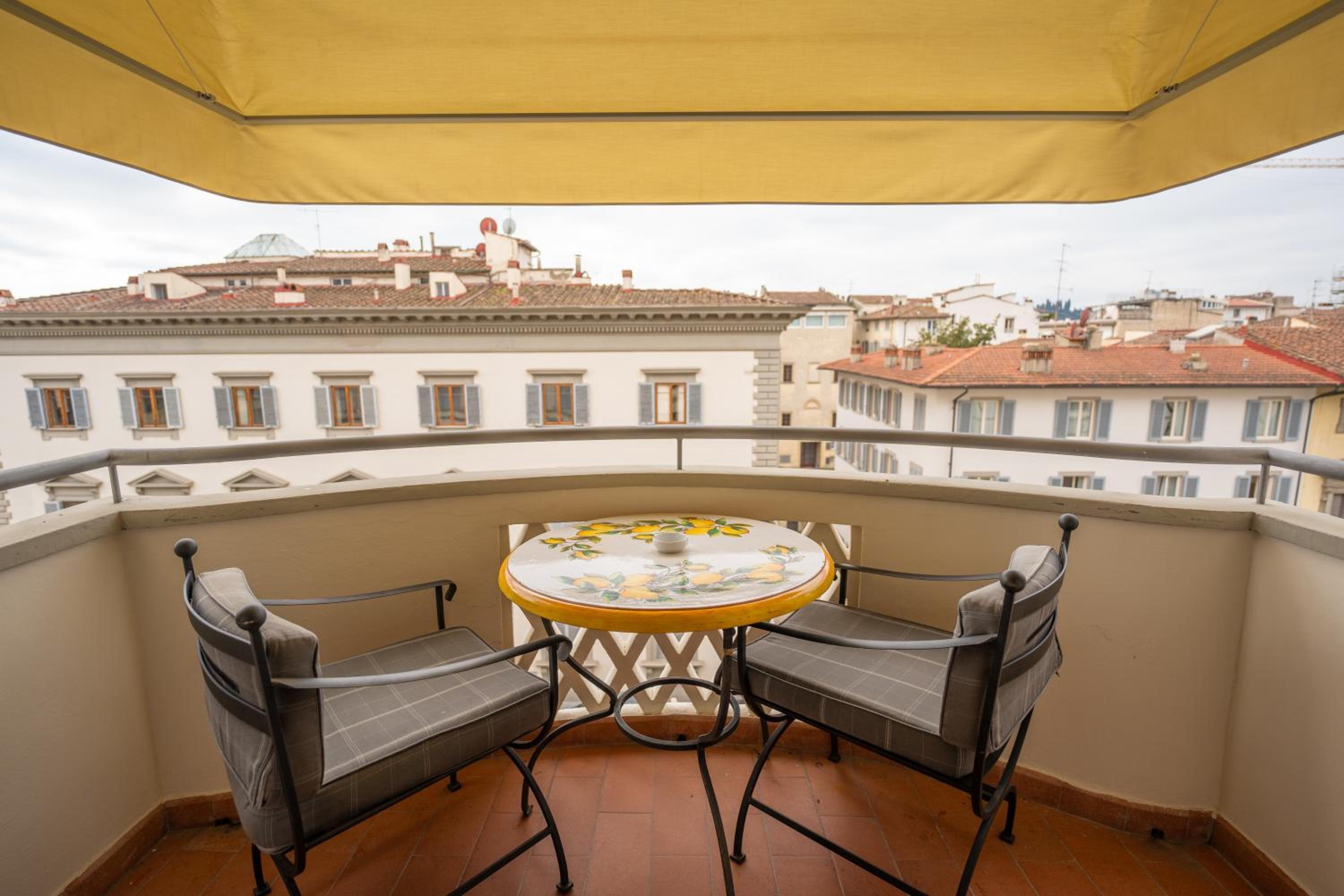 Deluxe Double or Twin Room with Balcony - Photo 2