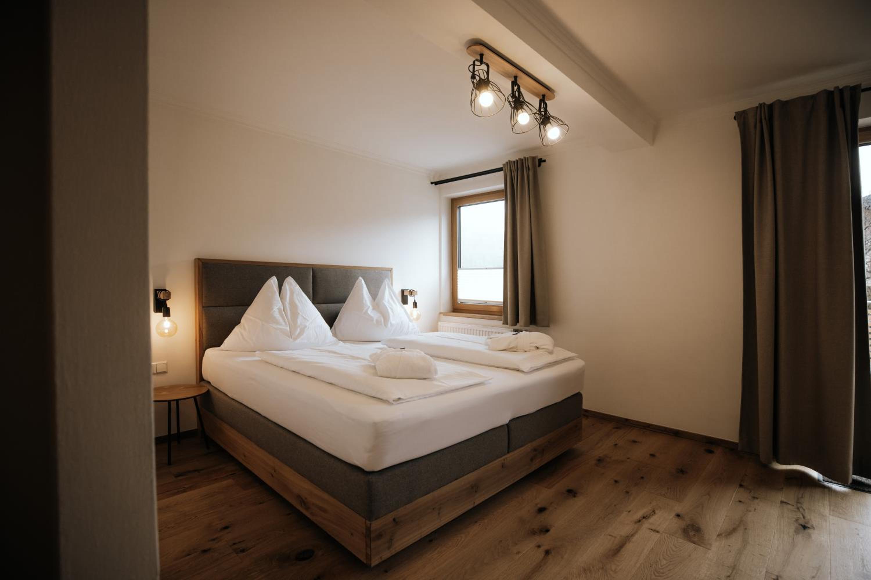Double Room with Balcony (2 Adults + 1 Child)