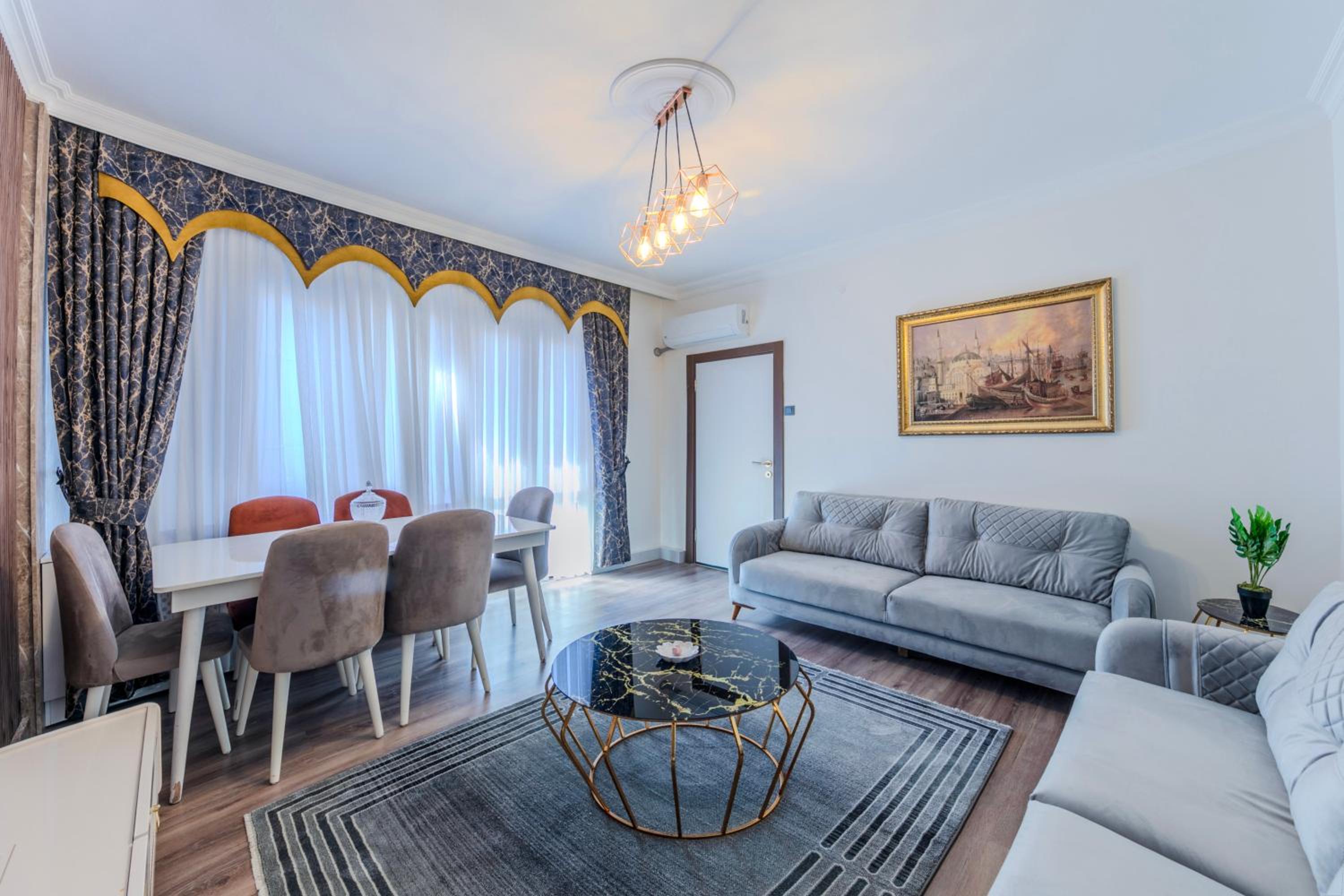 Superior Apartment photo 2