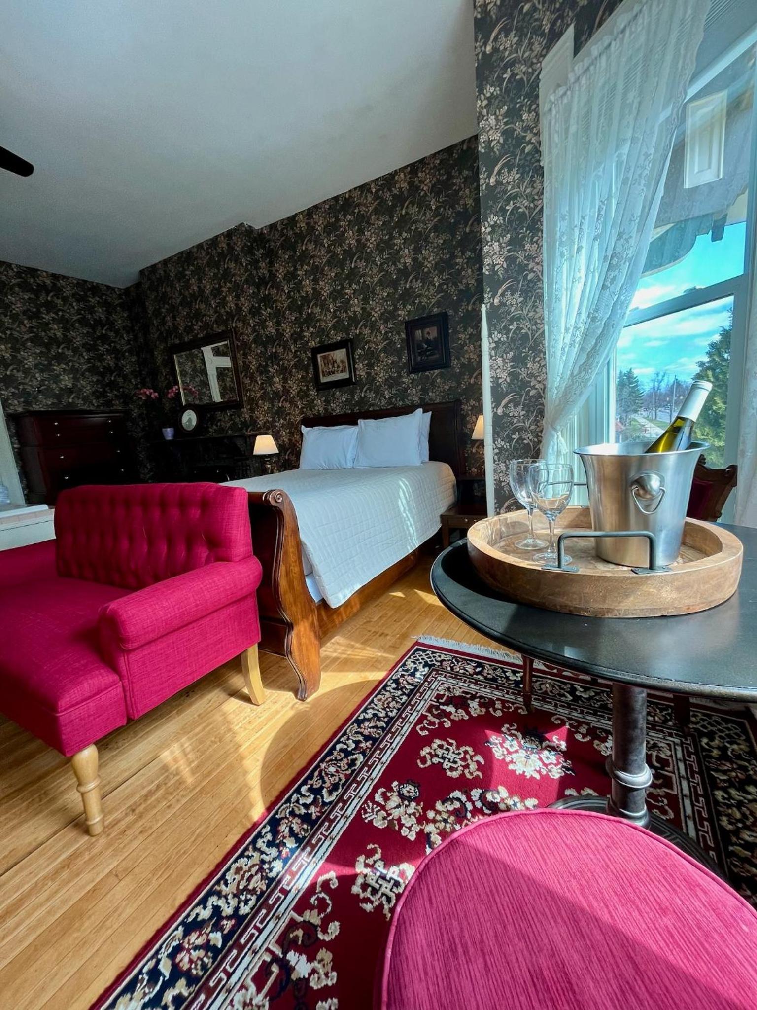 Superior Queen Room photo 3