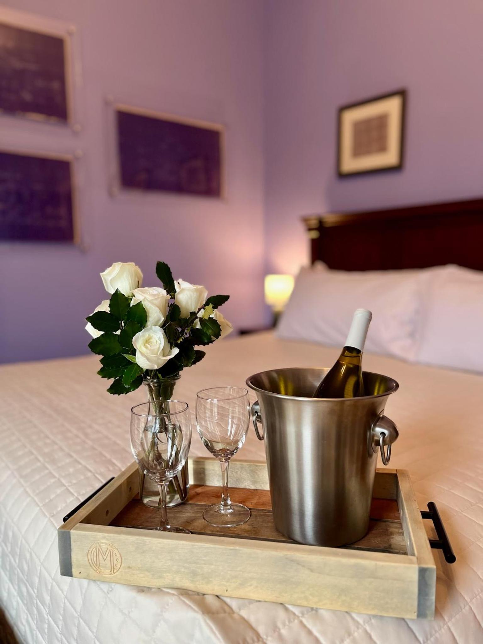 Deluxe King Room photo 3