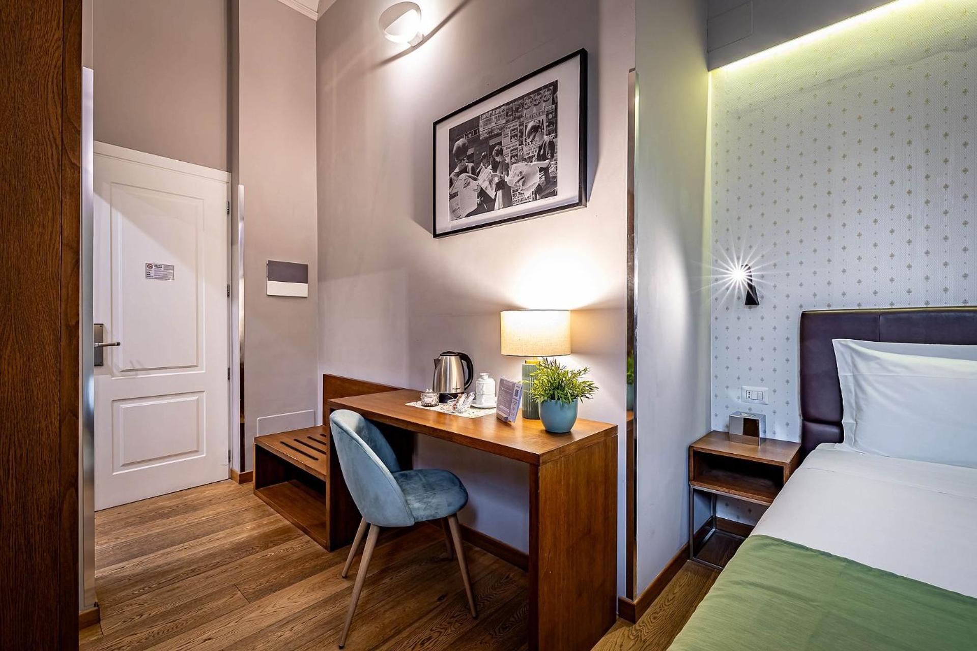 Standard Double Room photo 3