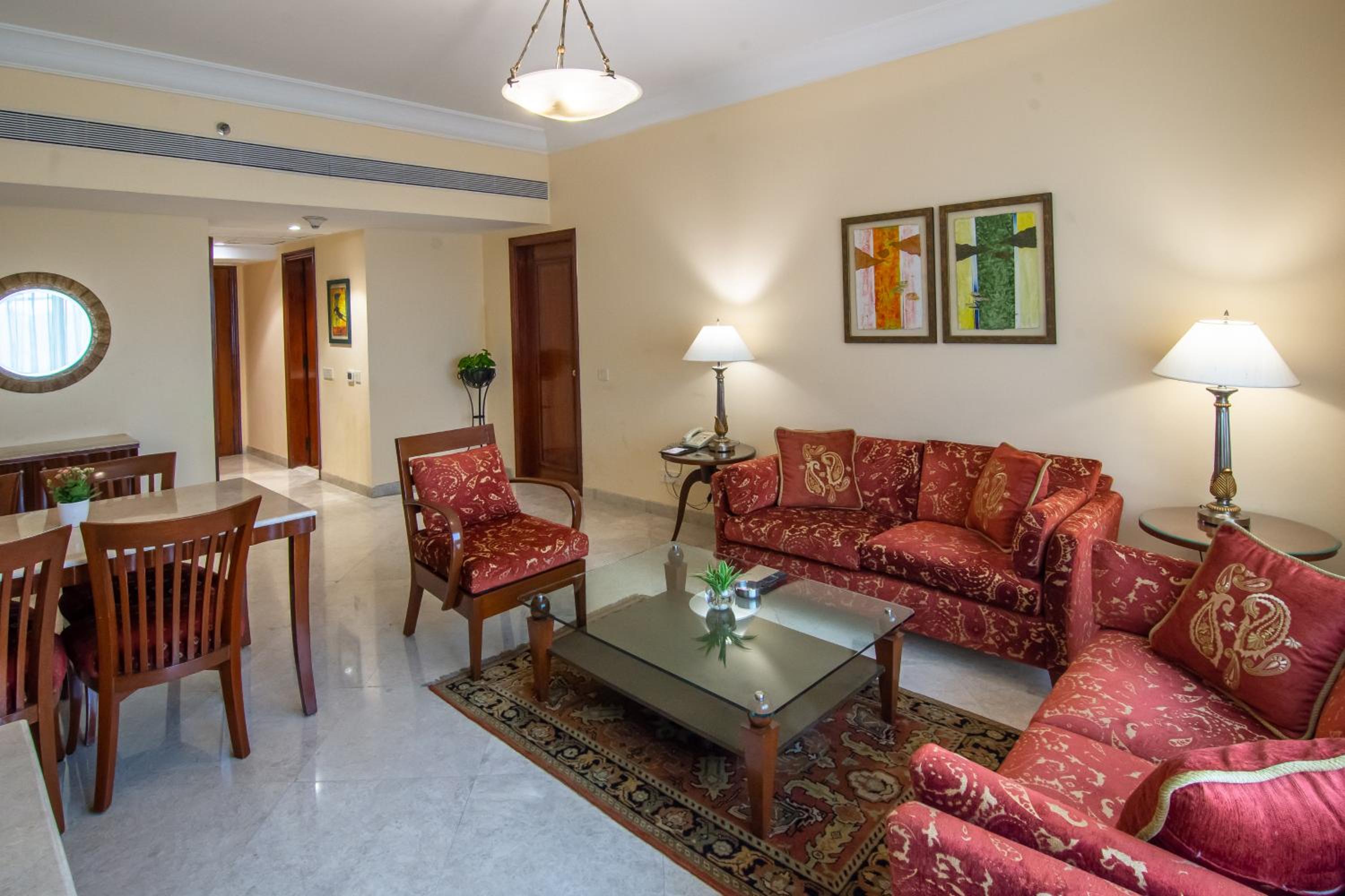 1 Bedroom Apartment with Complimentary One way Airport Transfers , 15% off on session on Spa and Enjoy Happy Hours with 1+1 offer on Beverages - Photo 4