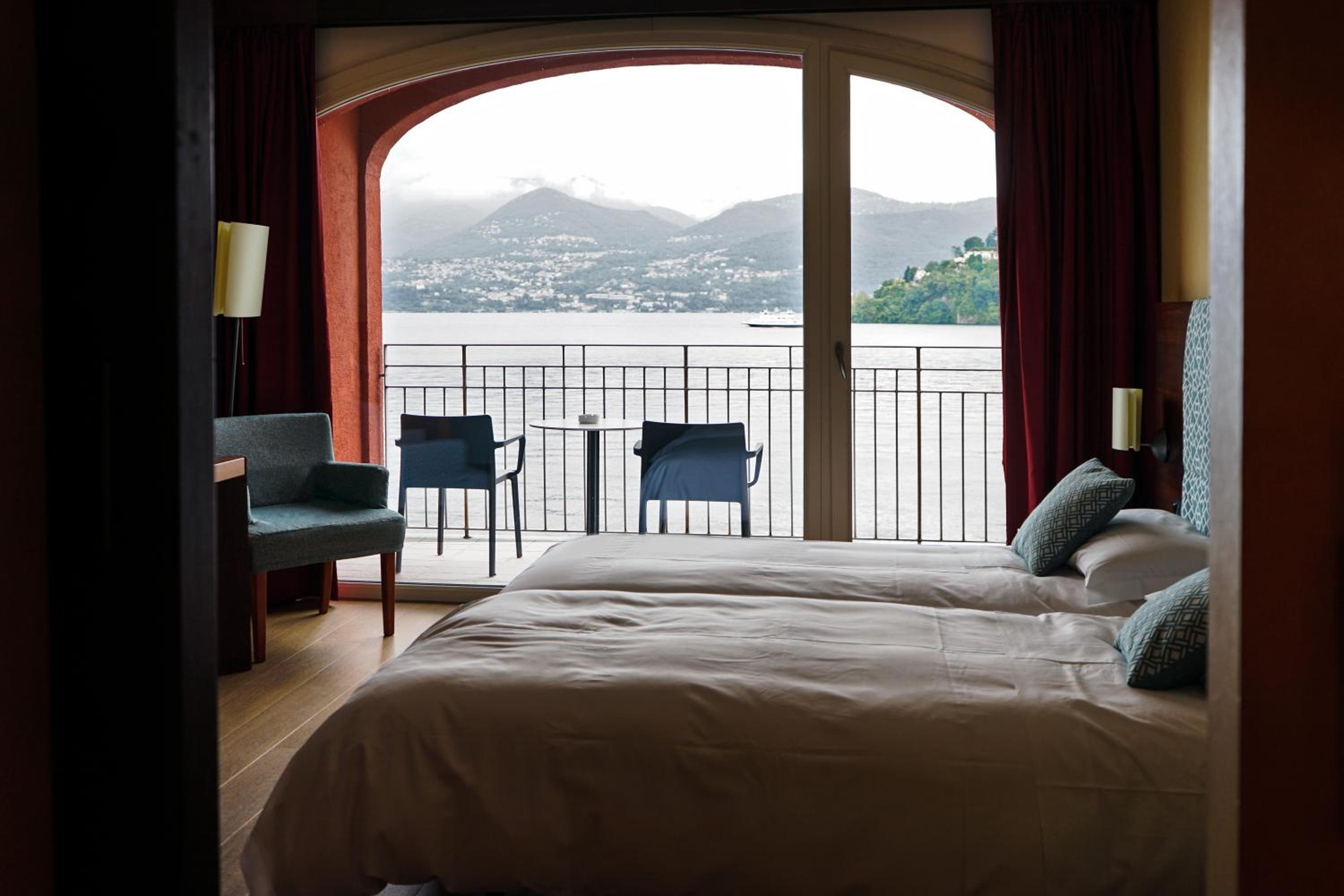 Deluxe Superior Double Room with Terrace and Lake View - Photo 1